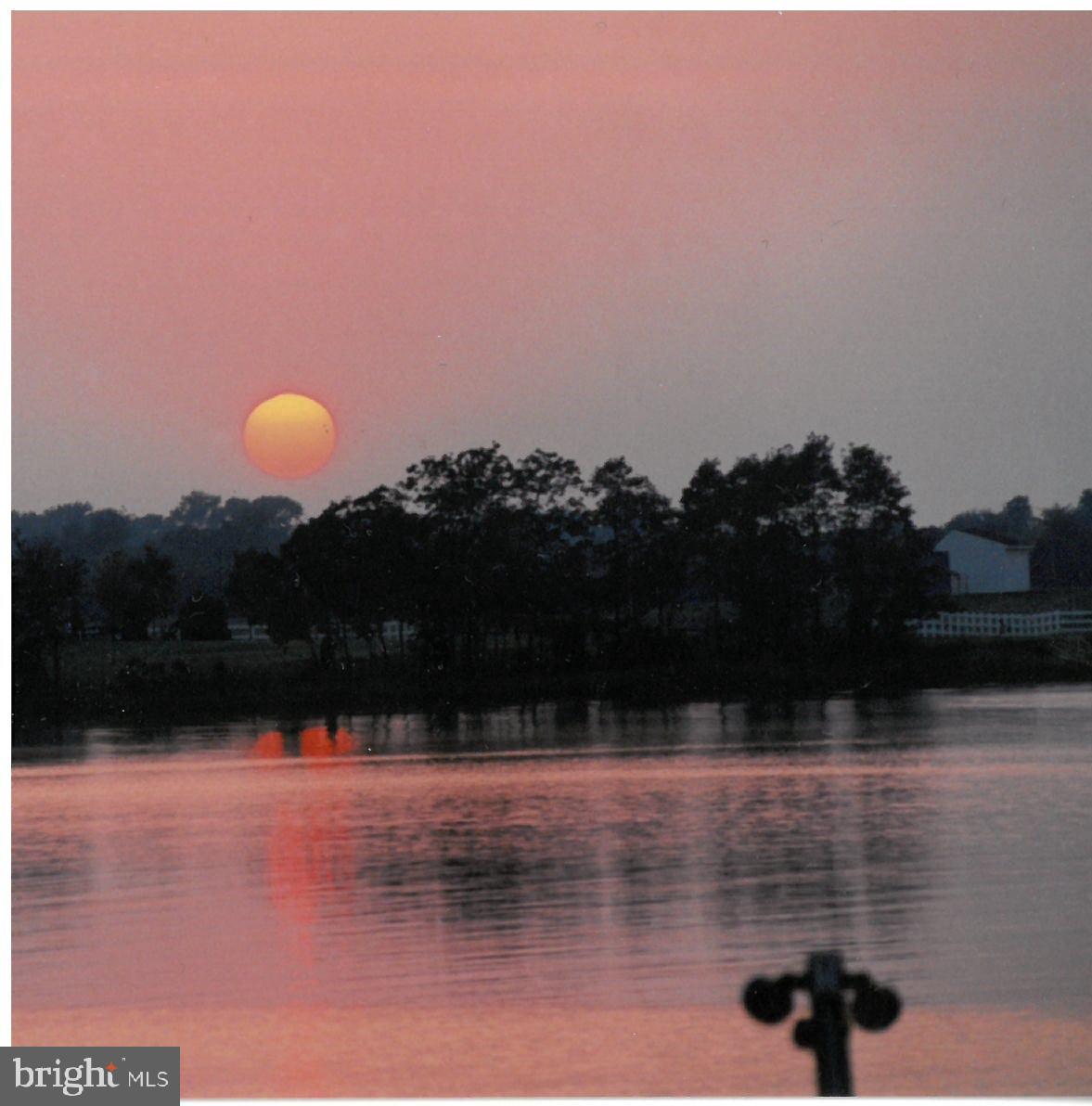 COVE CREEK CLUB - Residential