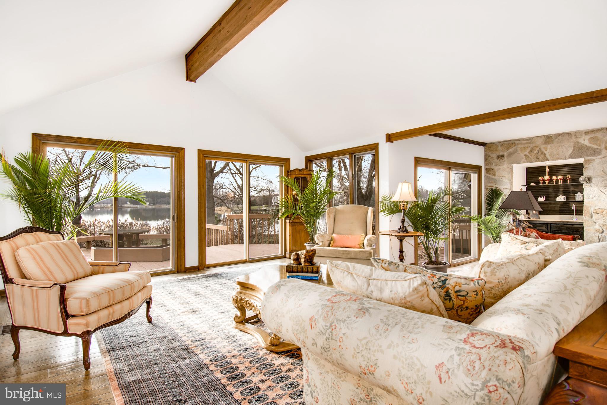 COVE CREEK CLUB - Residential