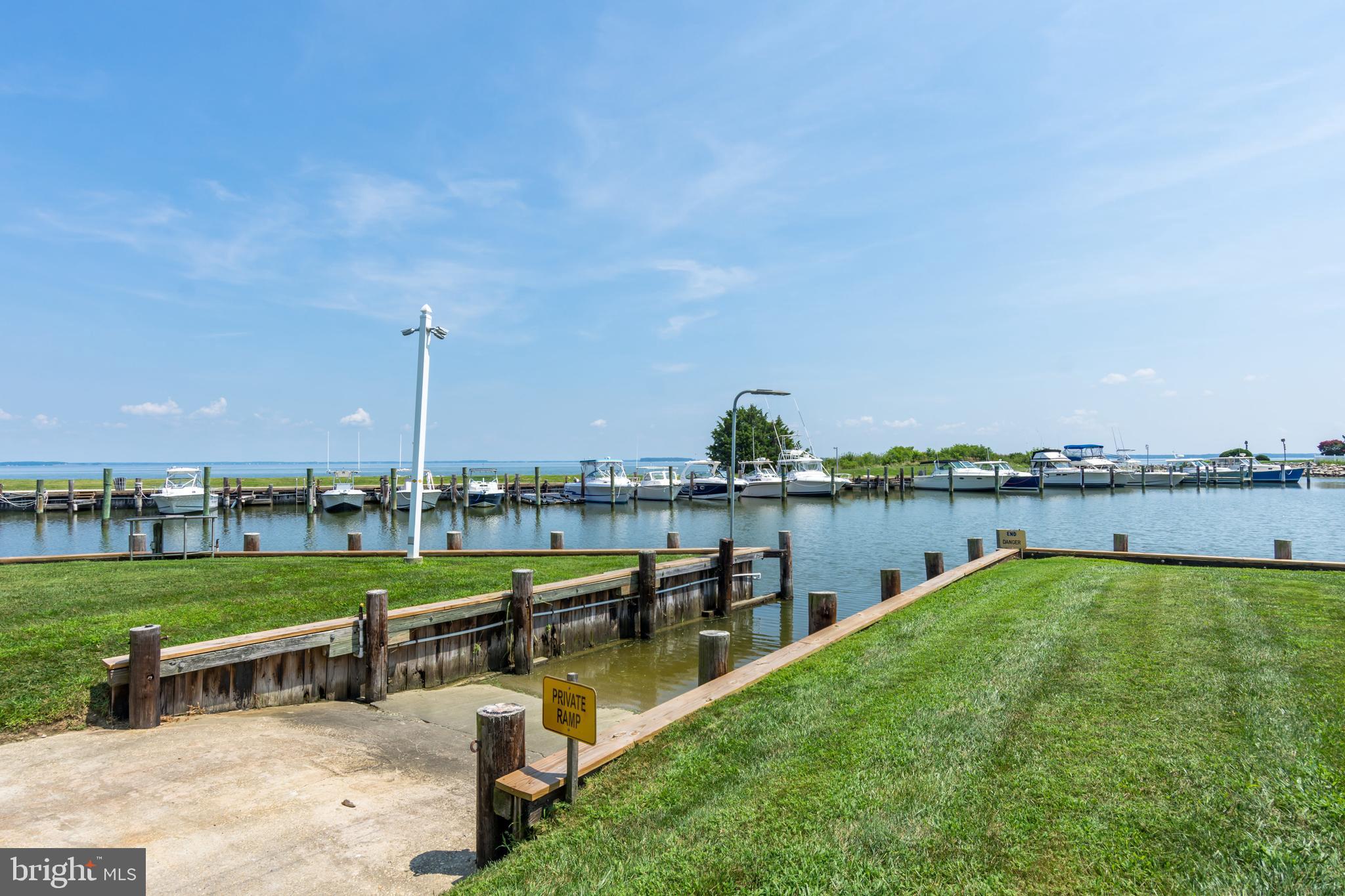 COVE CREEK CLUB - Residential