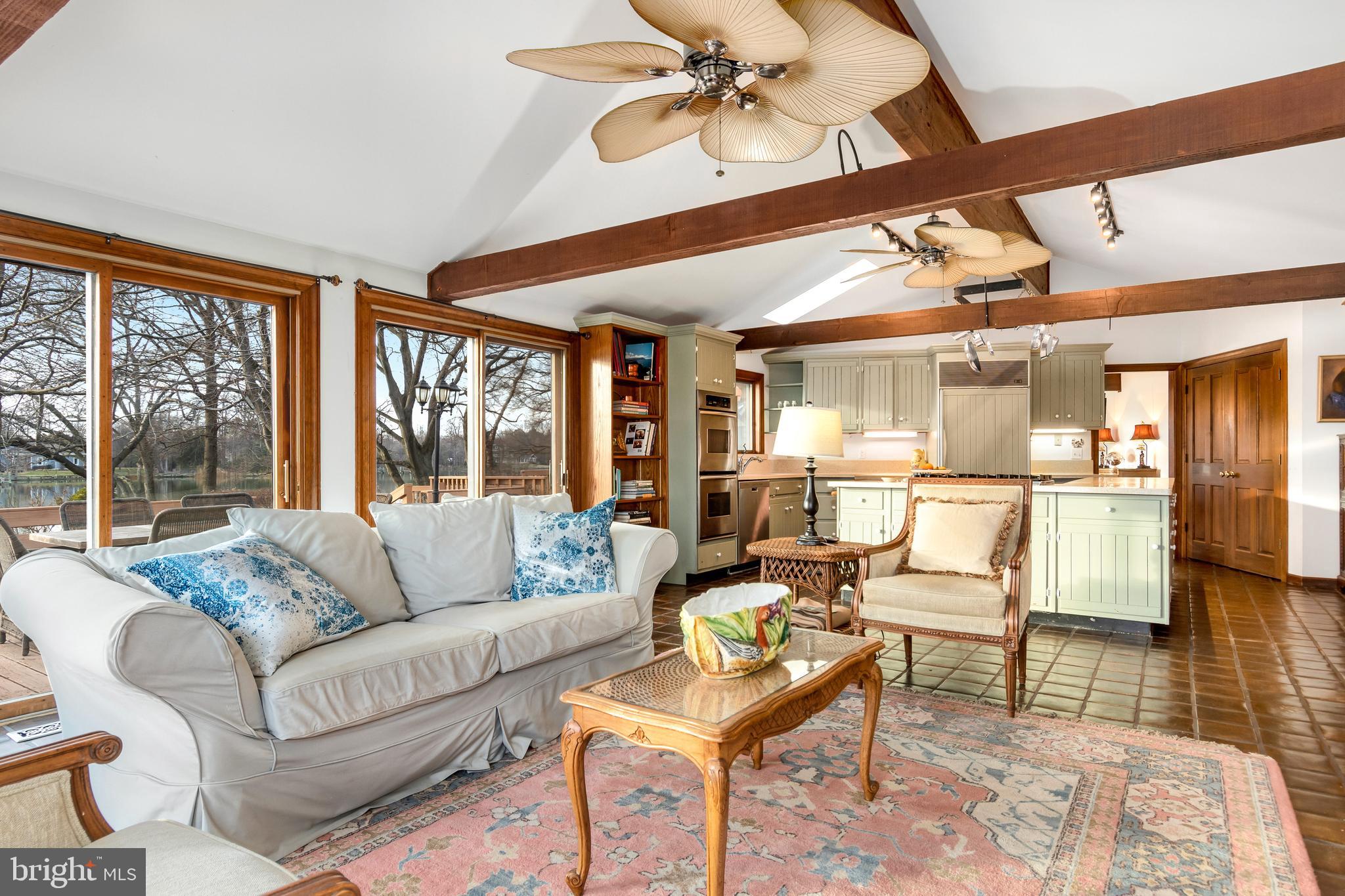 COVE CREEK CLUB - Residential