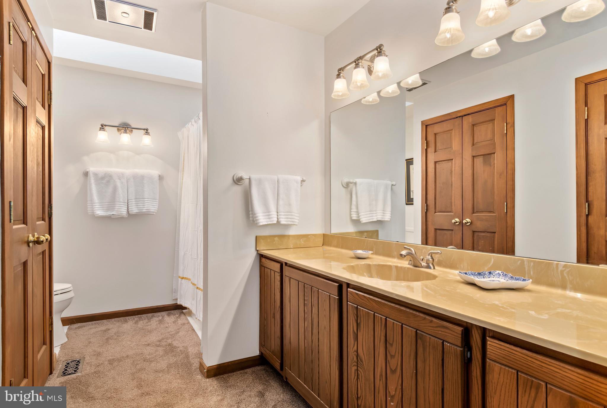 COVE CREEK CLUB - Residential