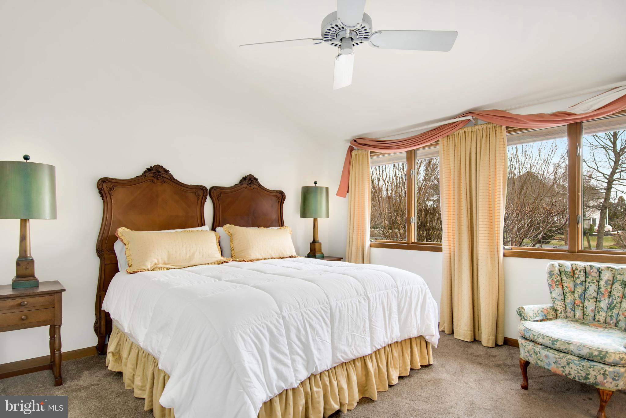 COVE CREEK CLUB - Residential