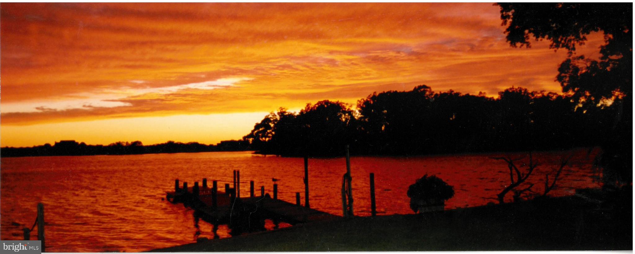 COVE CREEK CLUB - Residential