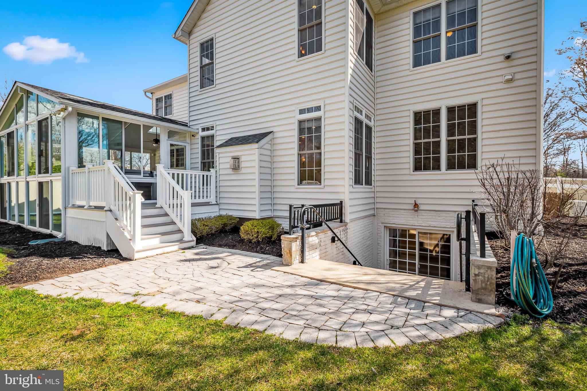 CANTERBURY CROSSING - Residential