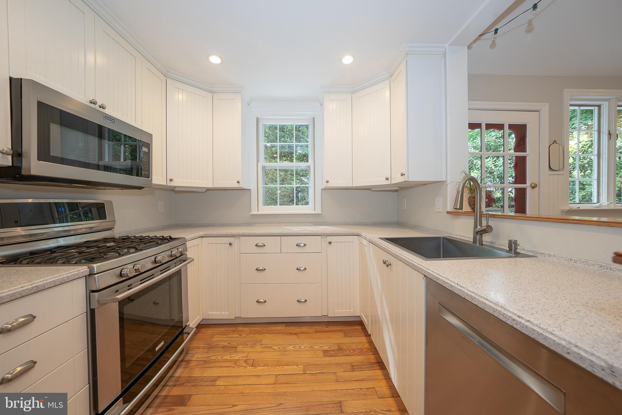BEECHWOOD - Residential