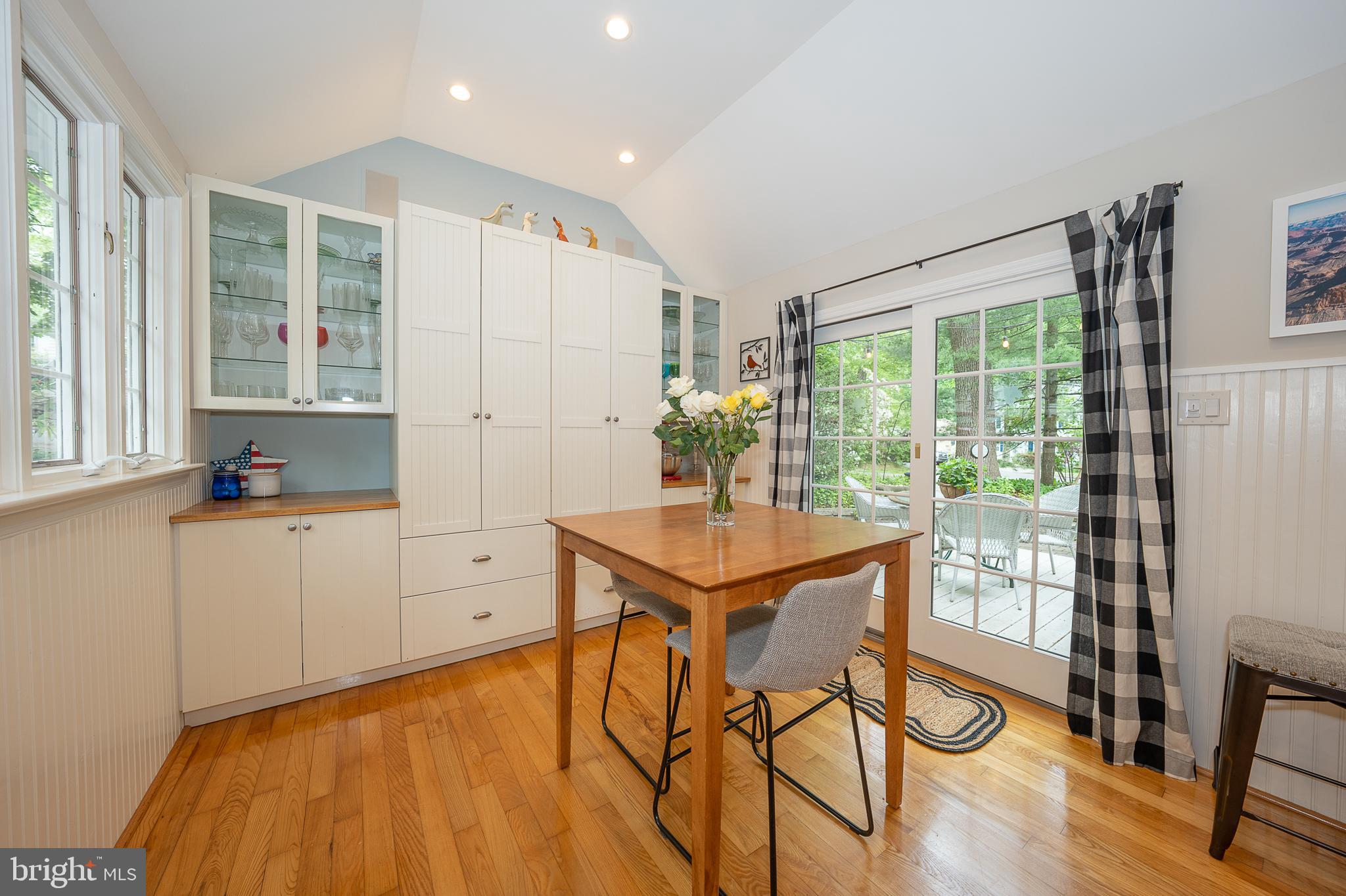 BEECHWOOD - Residential
