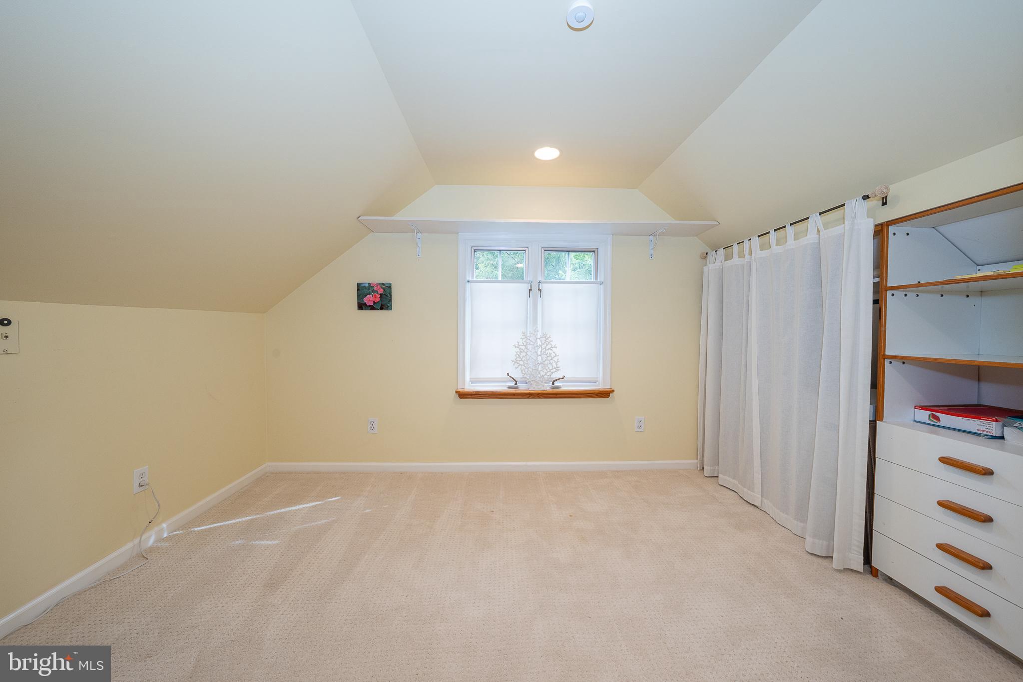 BEECHWOOD - Residential