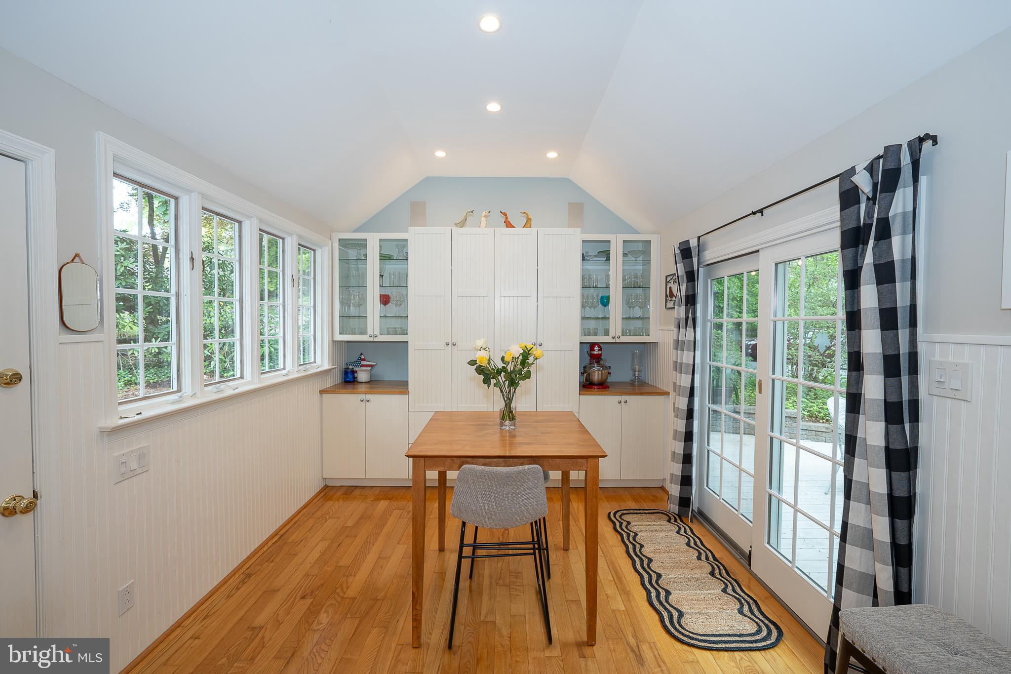 BEECHWOOD - Residential