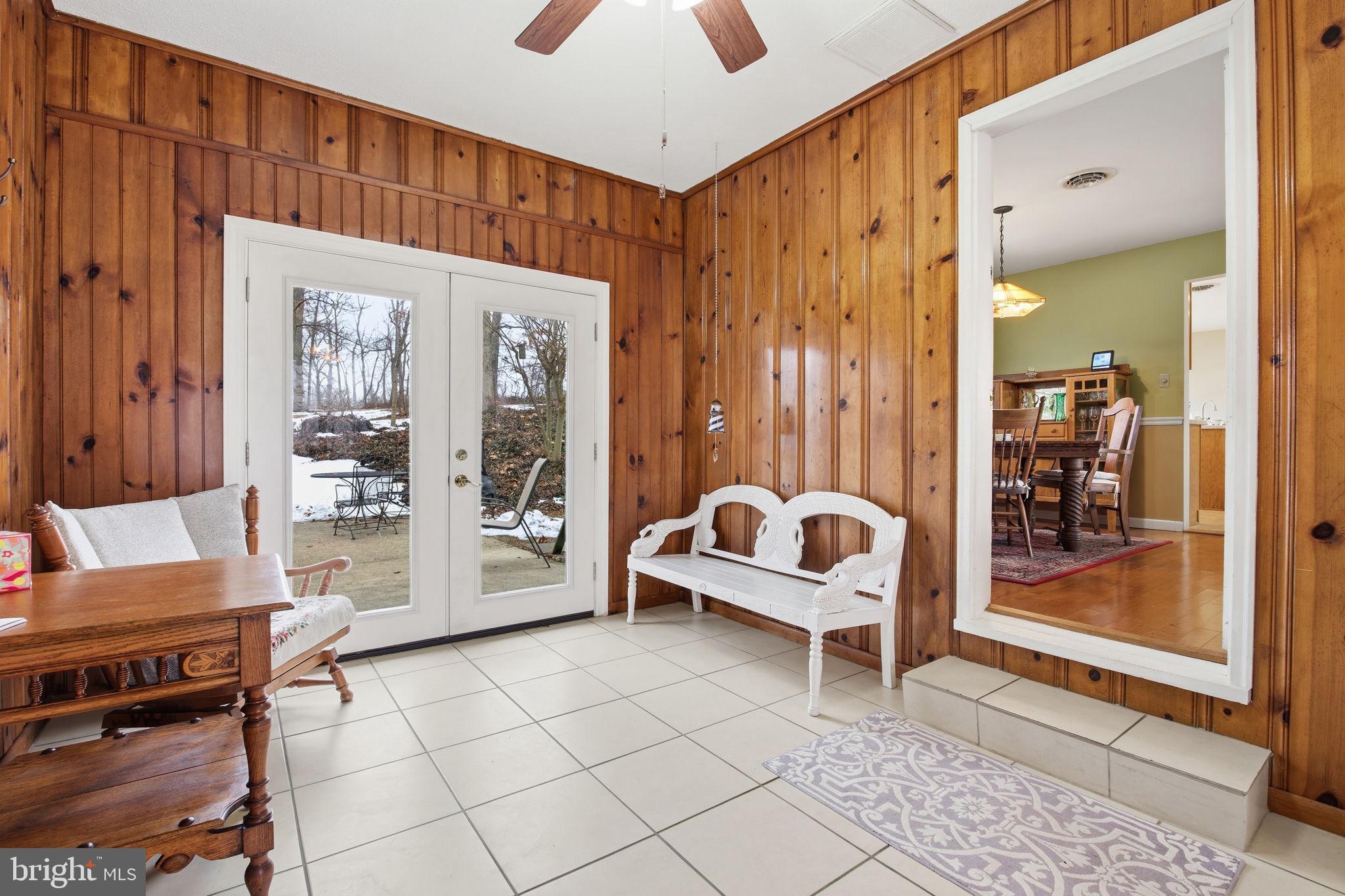 CHAPEL HILLS - Residential