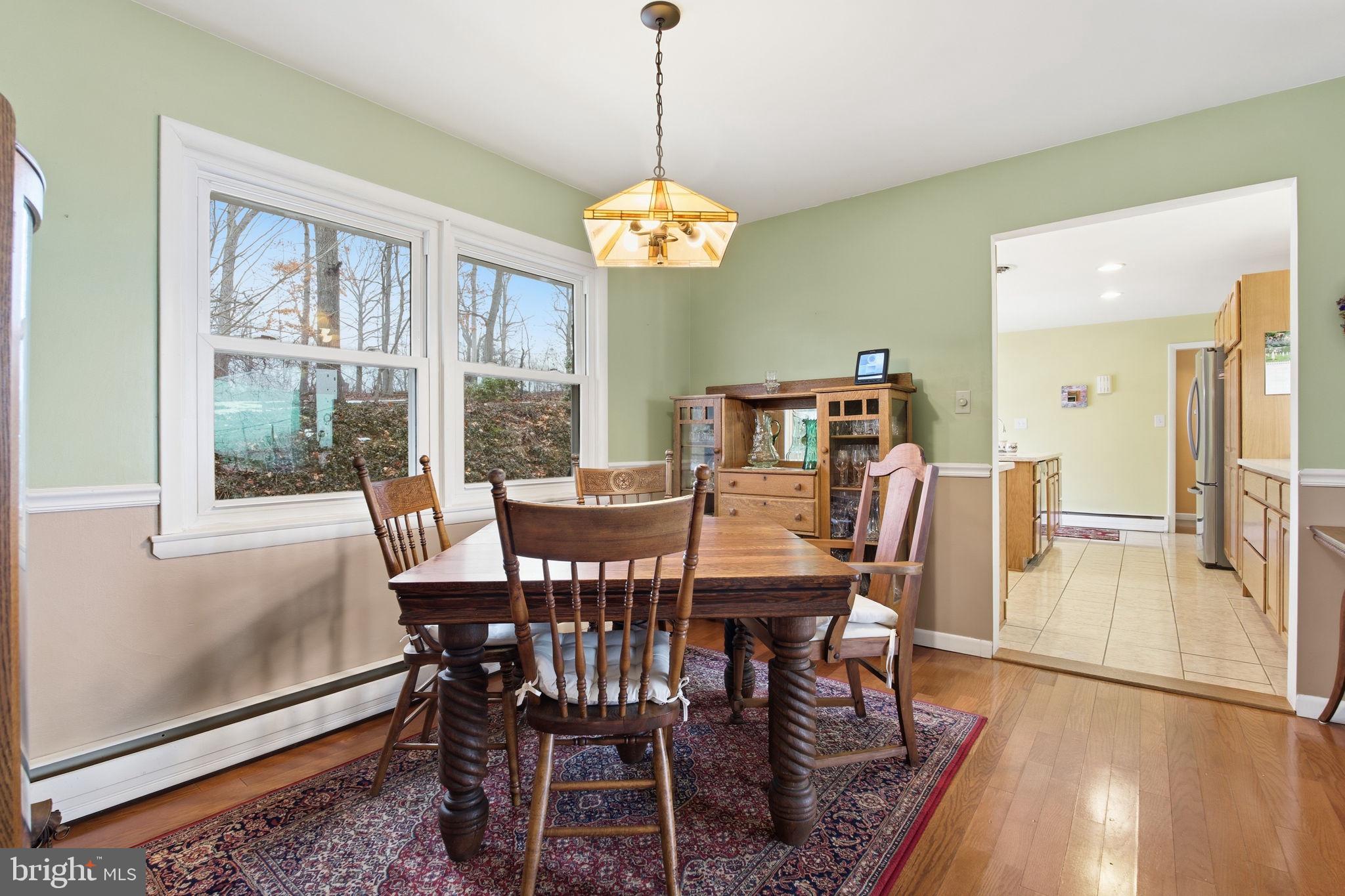 CHAPEL HILLS - Residential