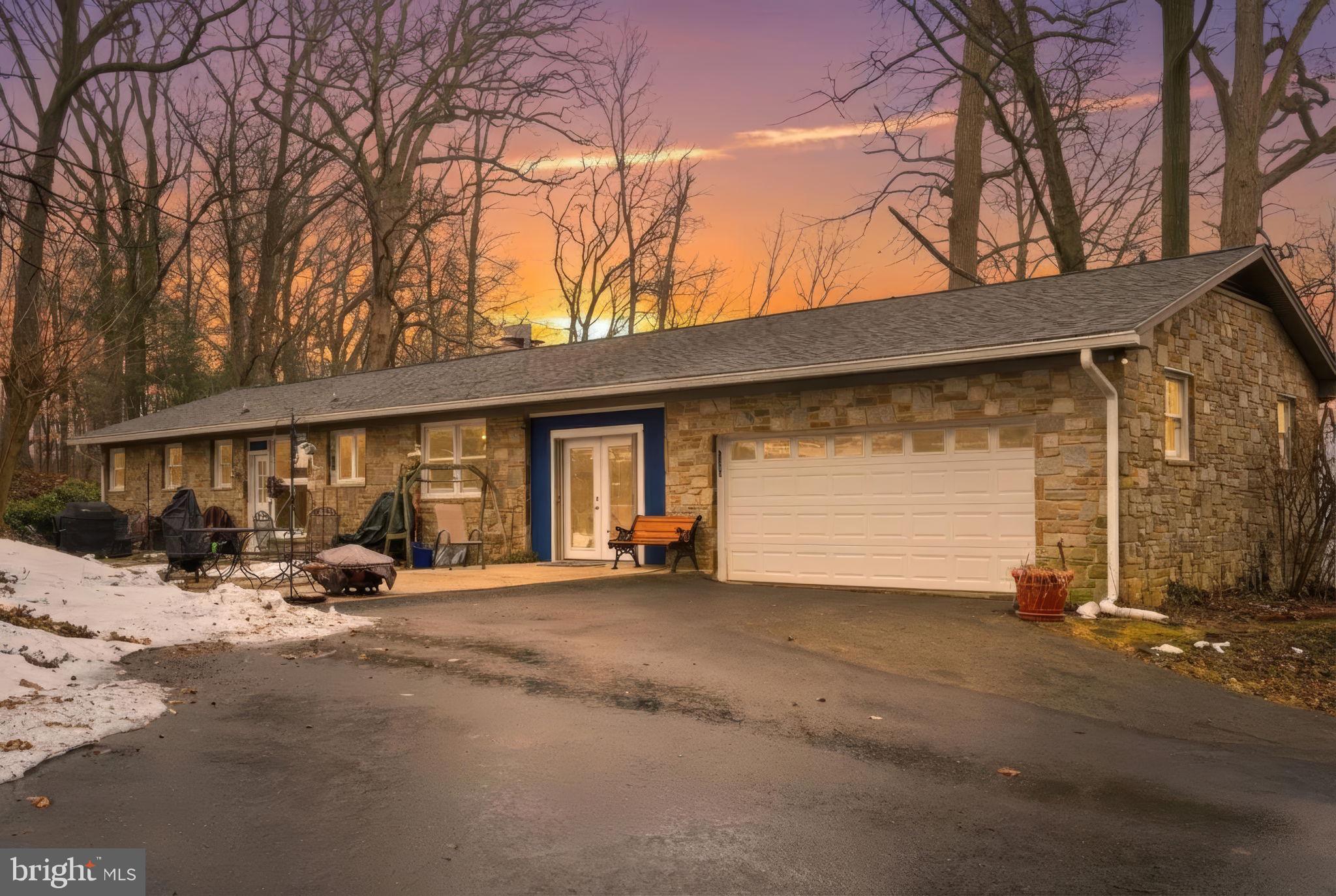 CHAPEL HILLS - Residential