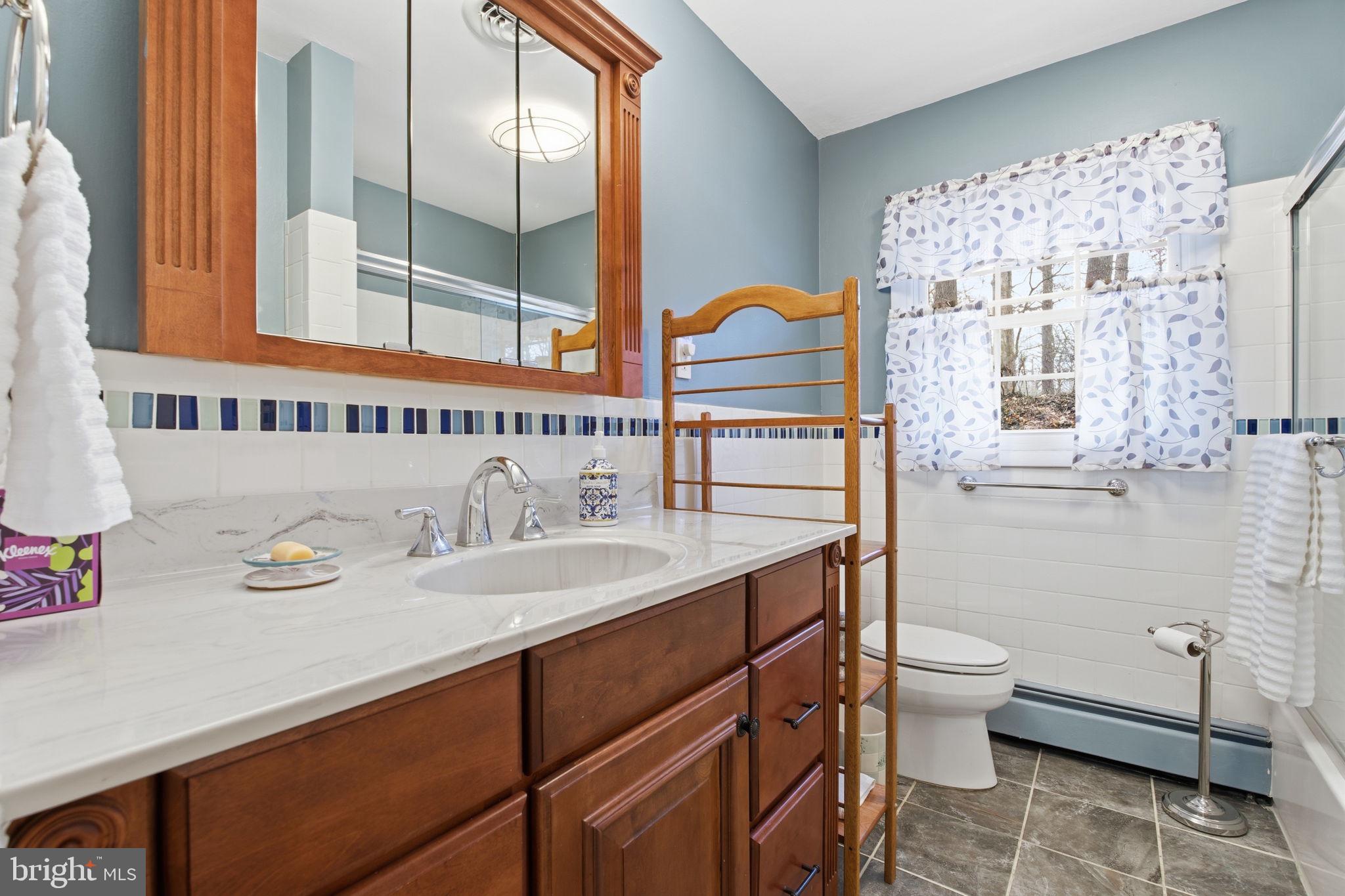 CHAPEL HILLS - Residential