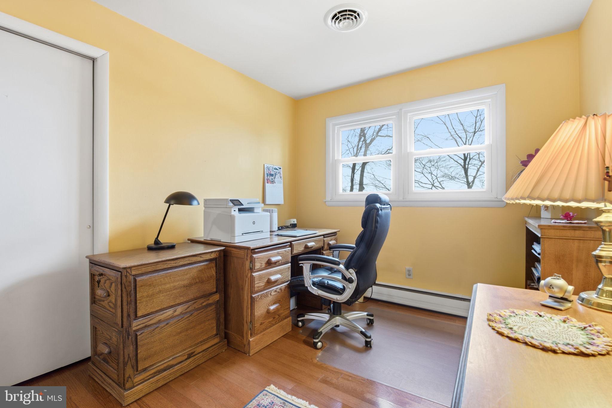 CHAPEL HILLS - Residential