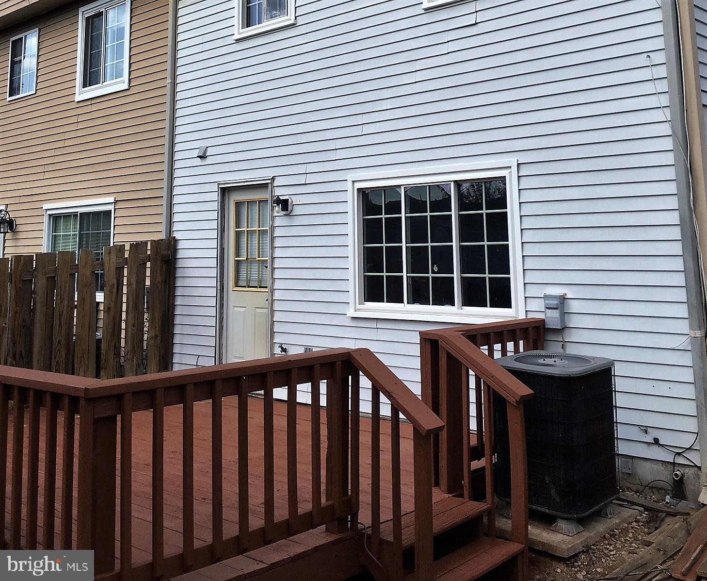 DAMASCUS VALLEY PARK - Residential