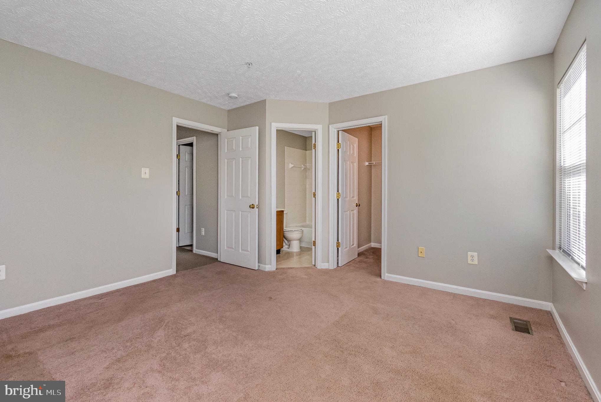 AUTUMN RUN - Residential Lease