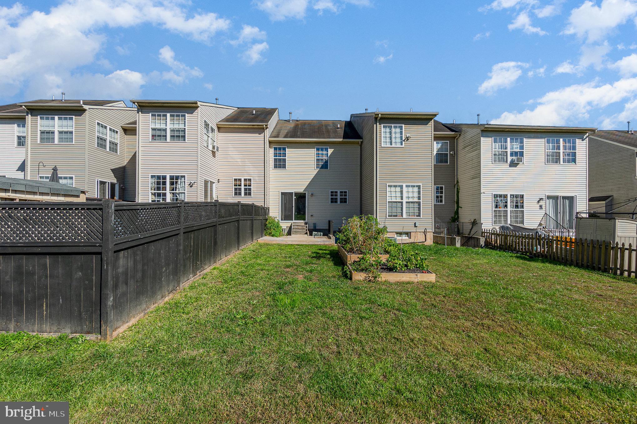 AUTUMN RUN - Residential Lease