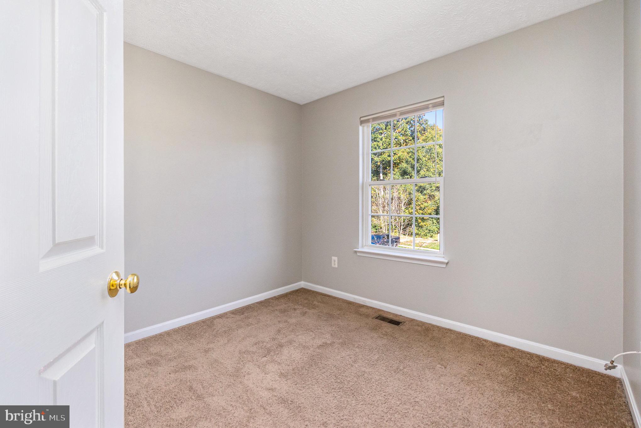 AUTUMN RUN - Residential Lease