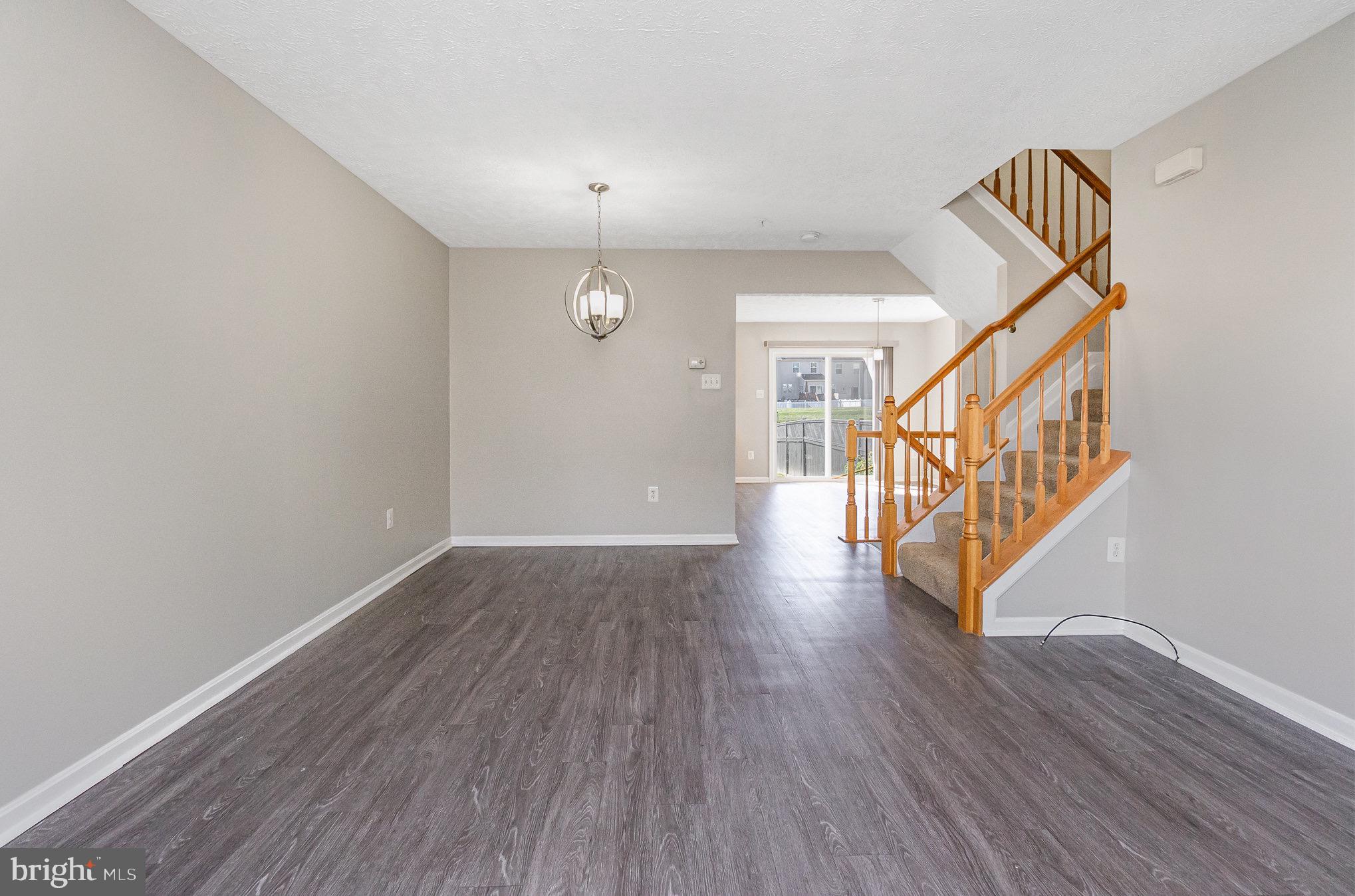 AUTUMN RUN - Residential Lease