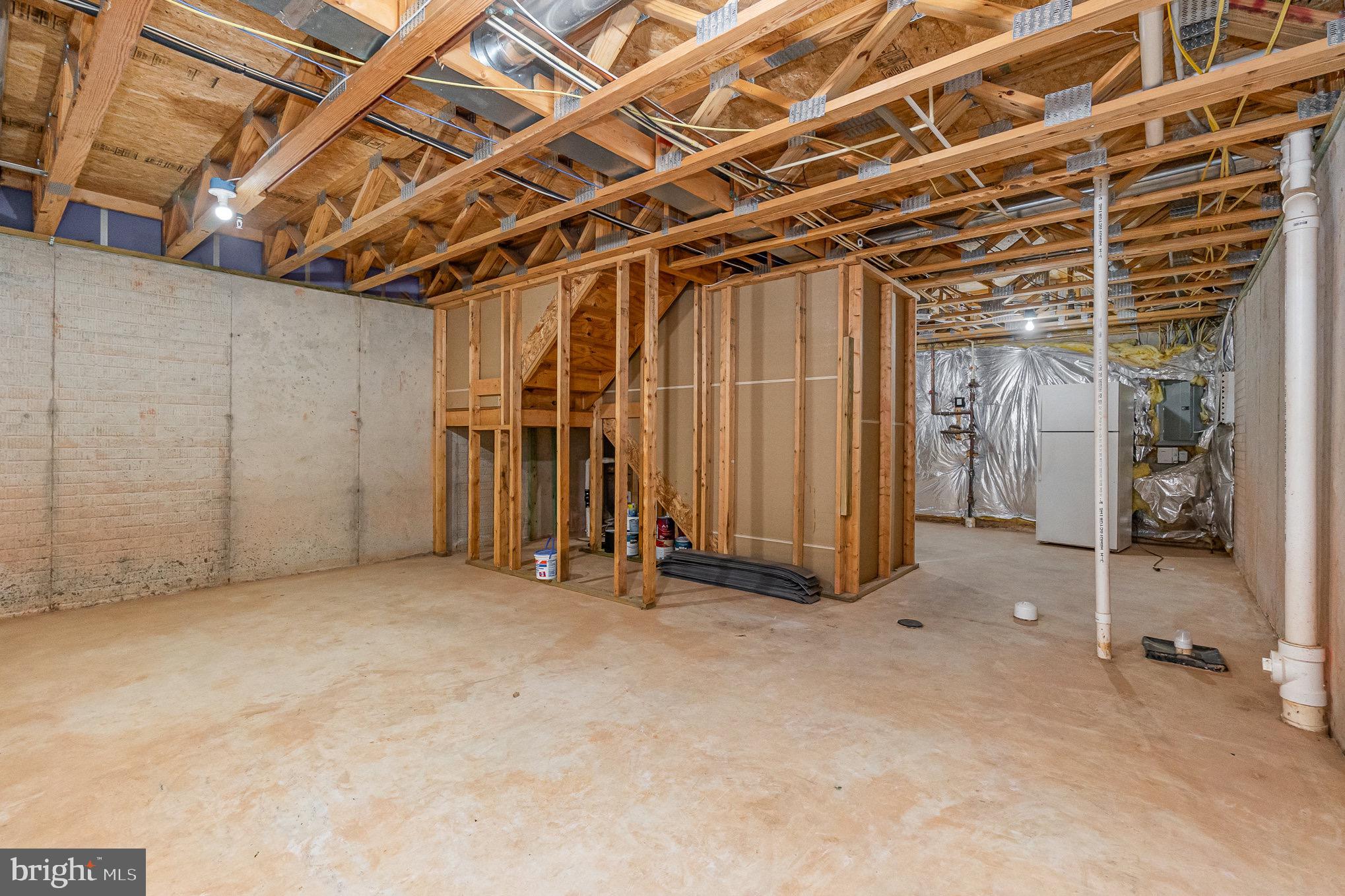 AUTUMN RUN - Residential Lease