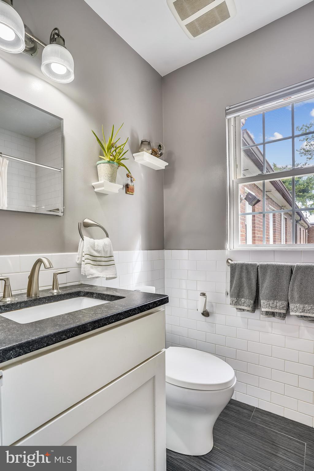 ARLINGTON VILLAGE COURTYARD - Residential