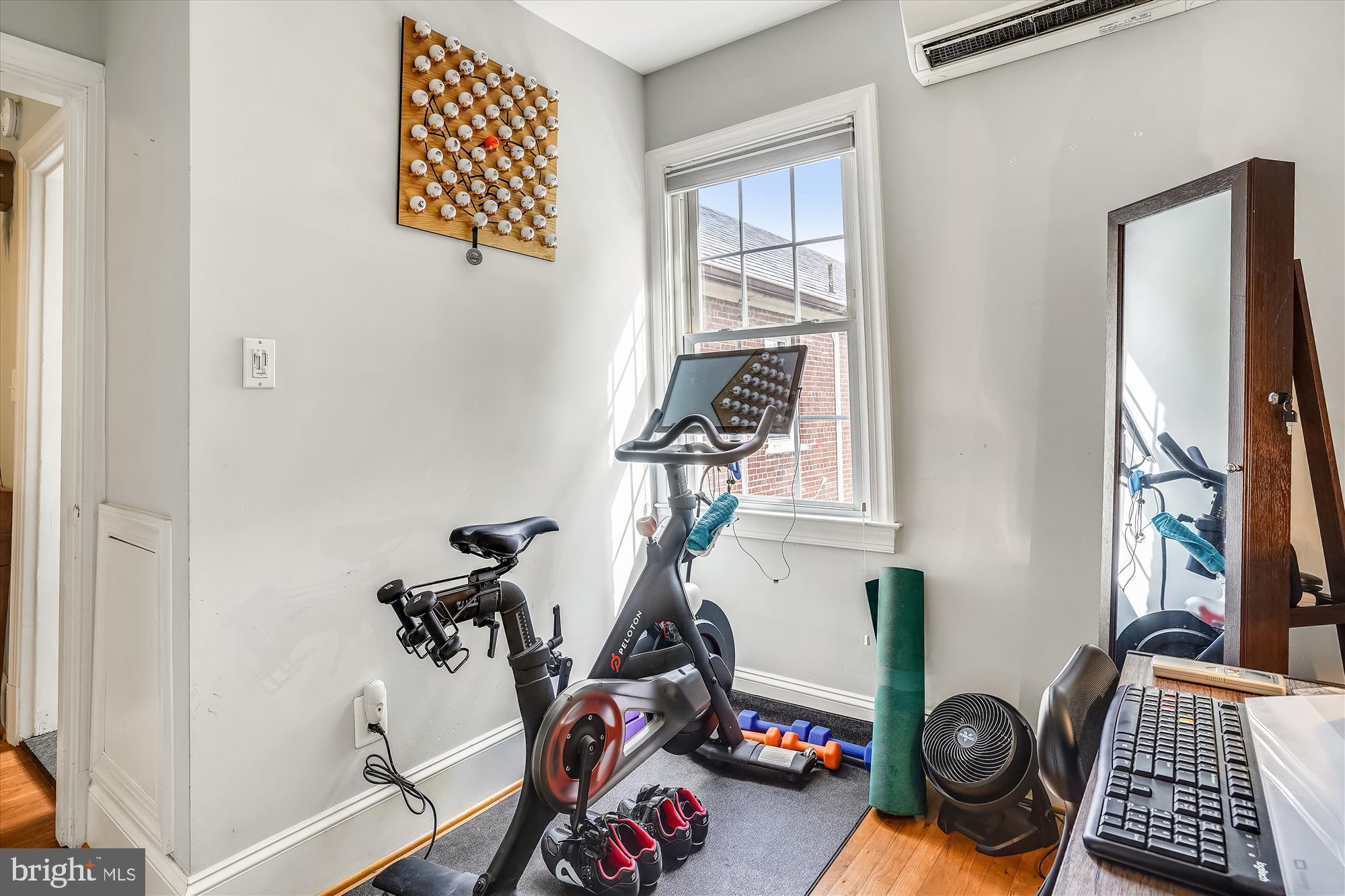 ARLINGTON VILLAGE COURTYARD - Residential