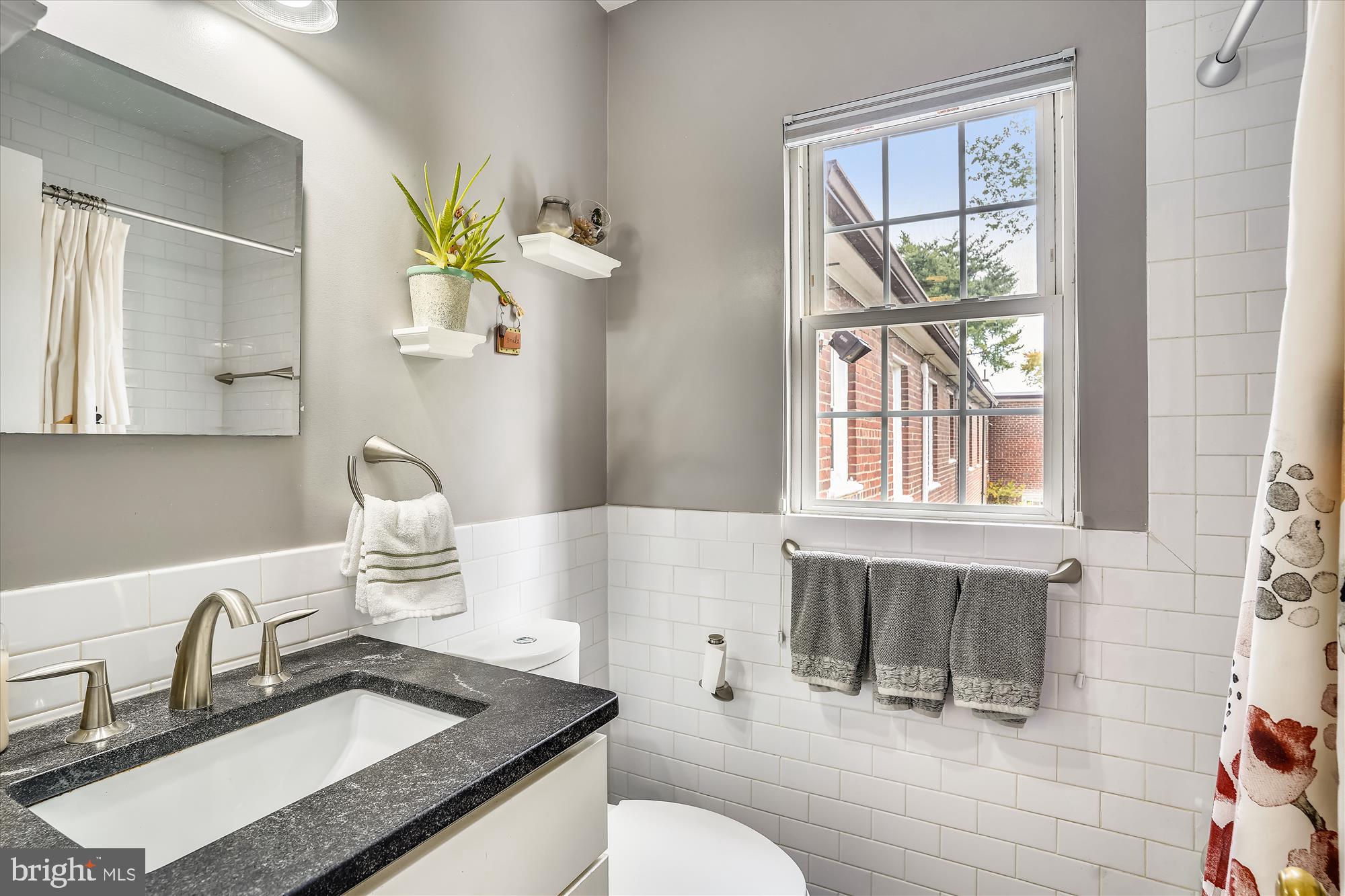 ARLINGTON VILLAGE COURTYARD - Residential