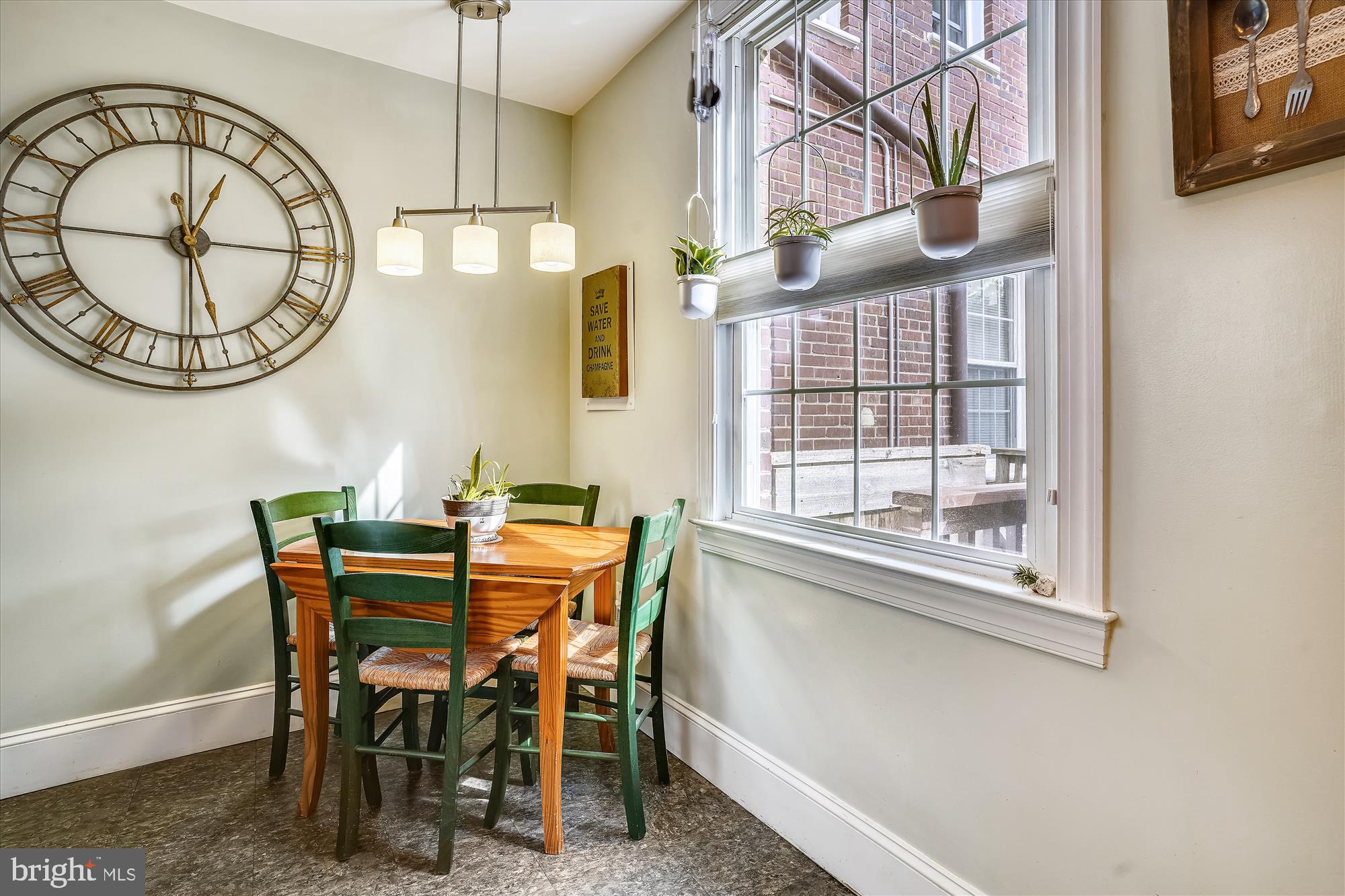 ARLINGTON VILLAGE COURTYARD - Residential