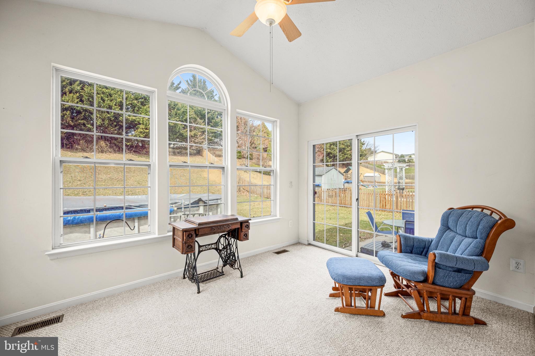 MANCHESTER FARMS - Residential