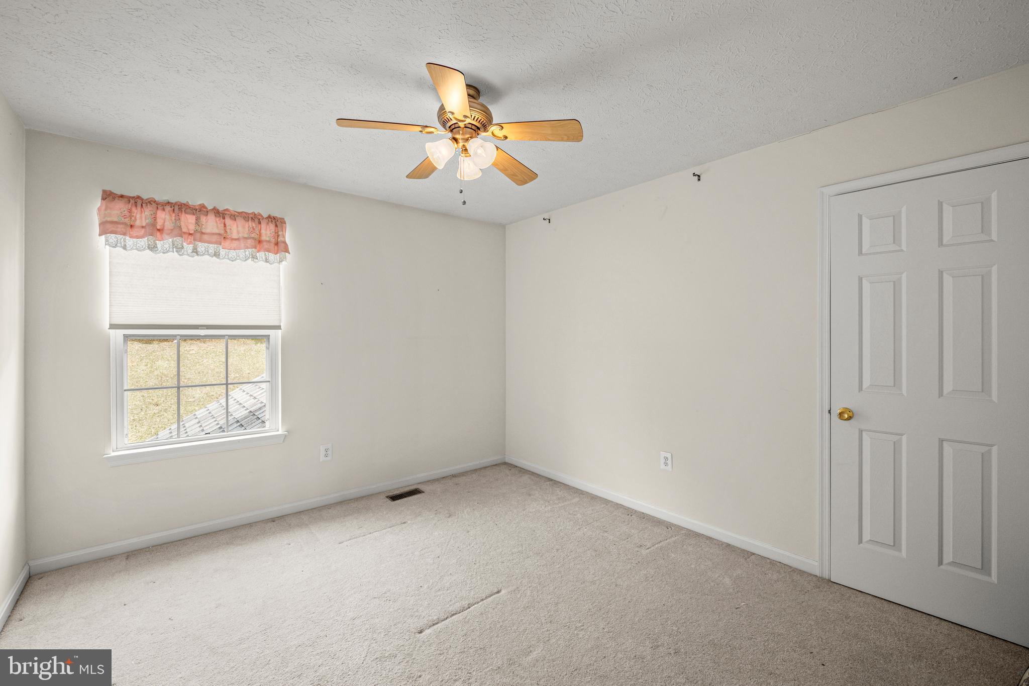 MANCHESTER FARMS - Residential