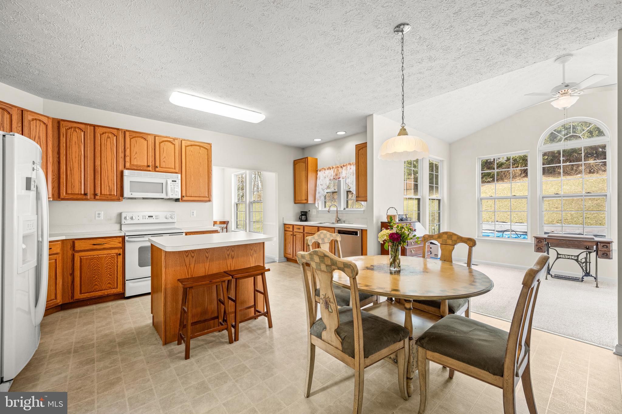 MANCHESTER FARMS - Residential