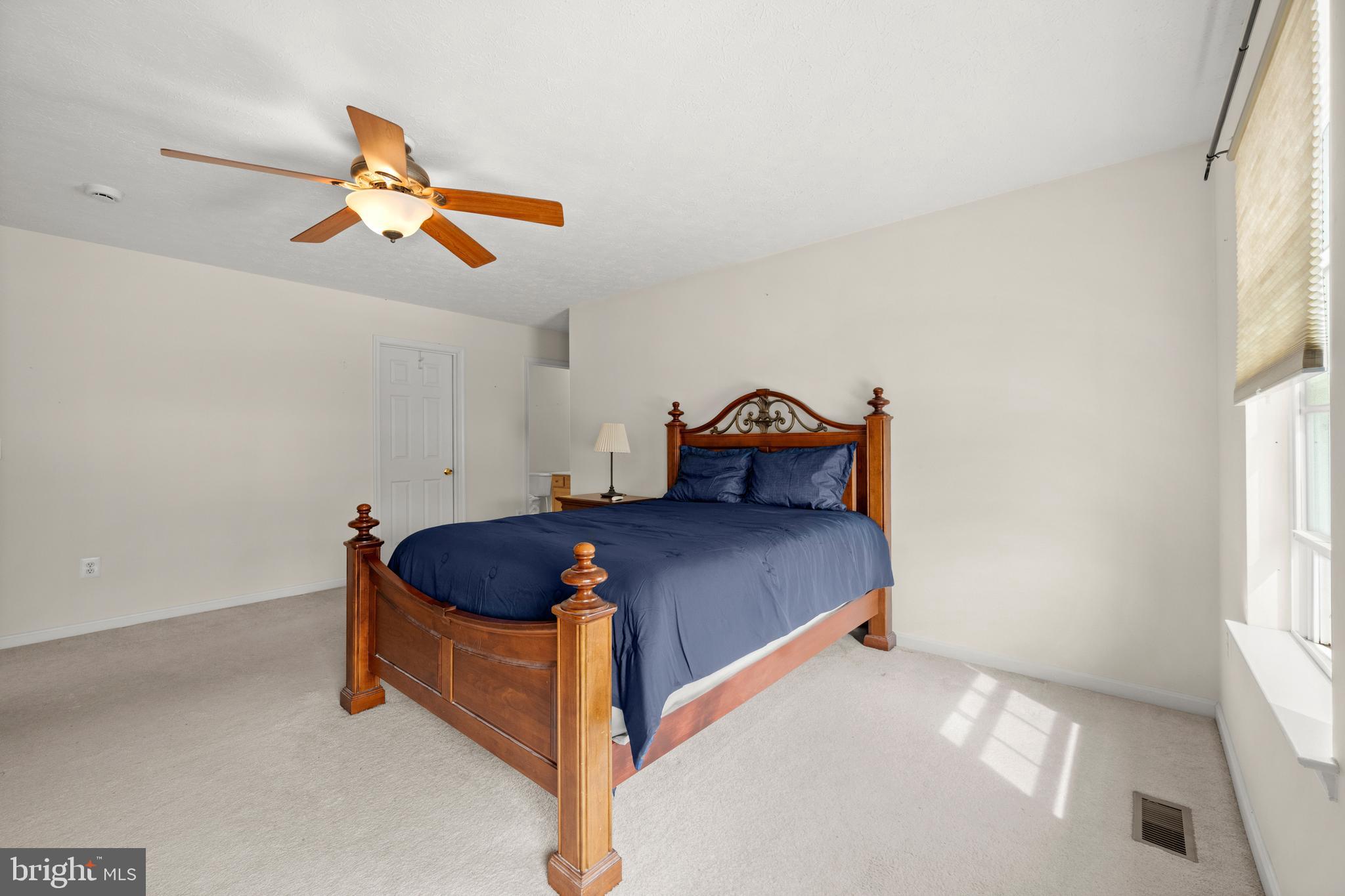 MANCHESTER FARMS - Residential