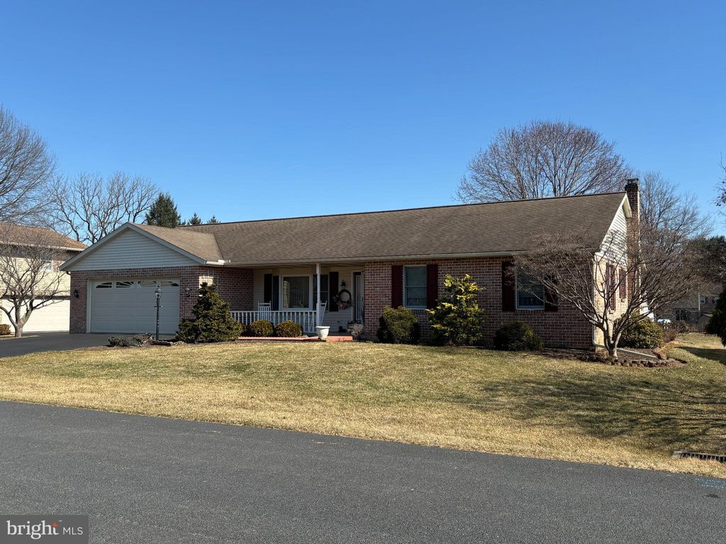Photo of 267 Blackberry Drive, EPHRATA, PA 17522 (MLS # PALA2066100)