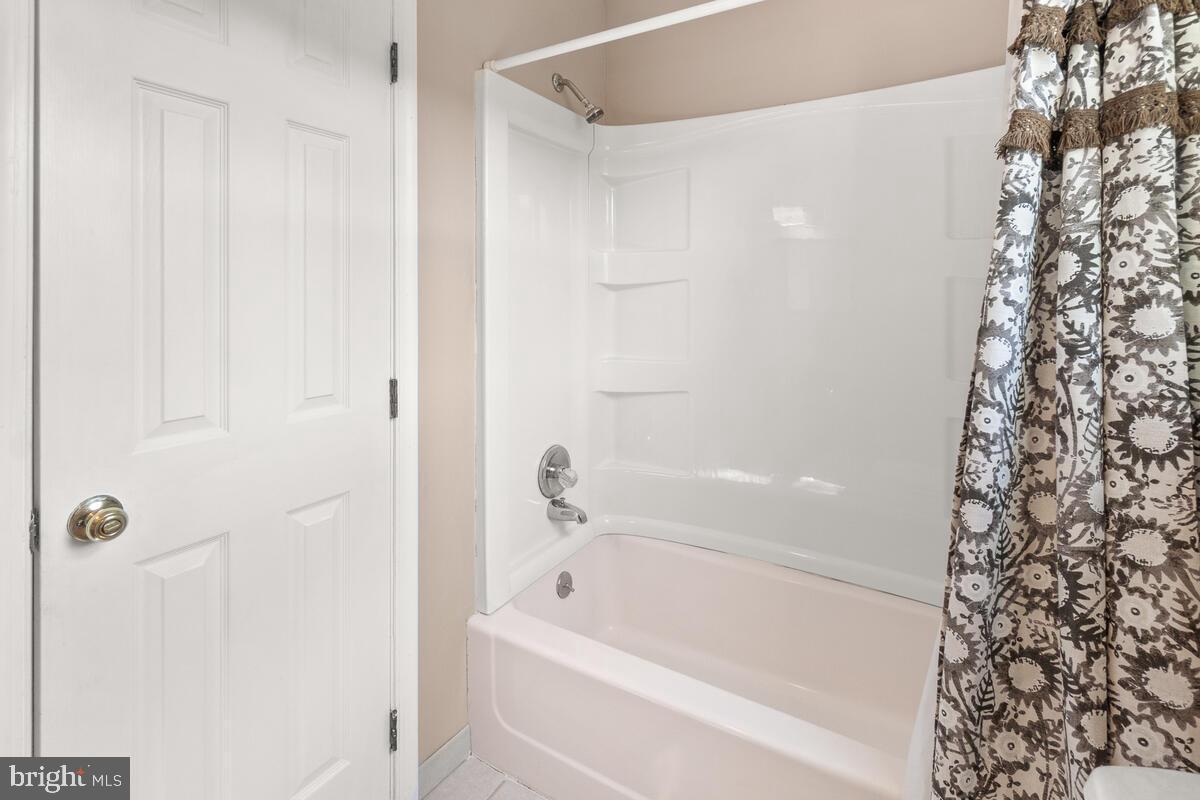 THURMONT WEST - Residential