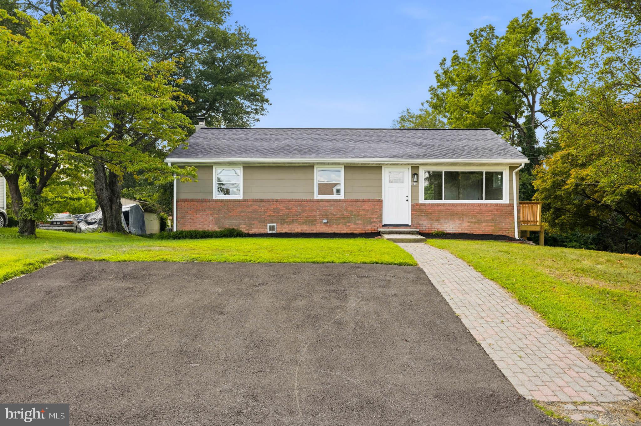 8643 RIDGE ROAD