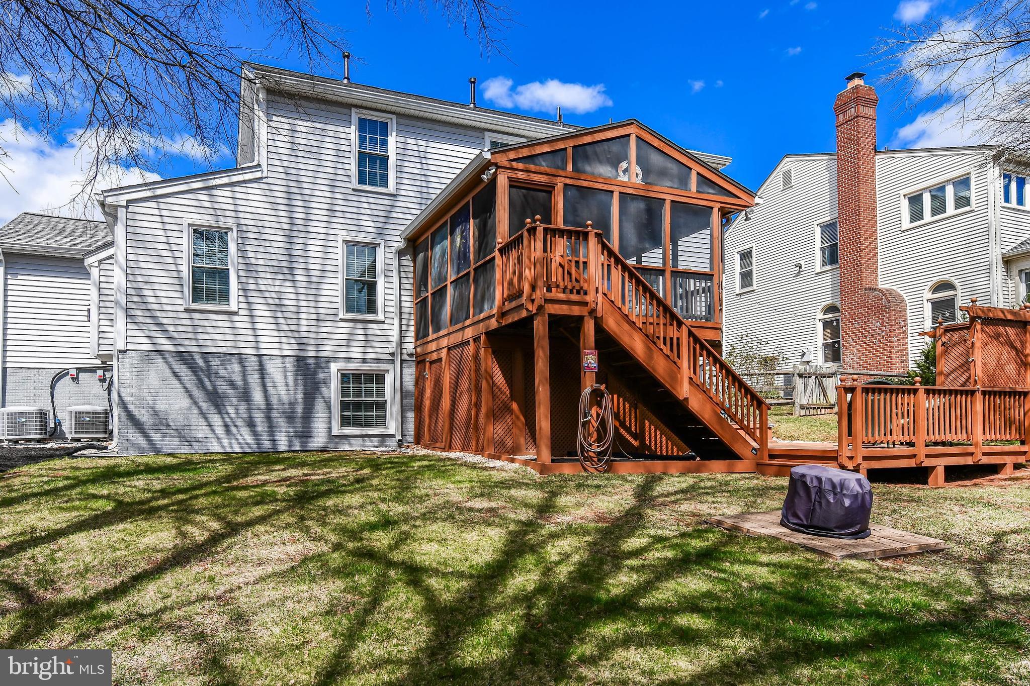 POTOMAC LAKES - Residential