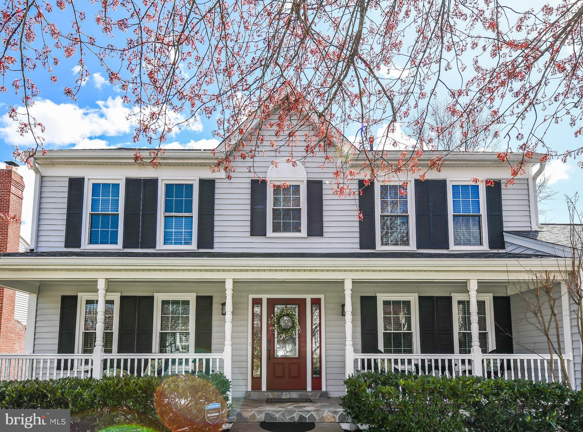 POTOMAC LAKES - Residential