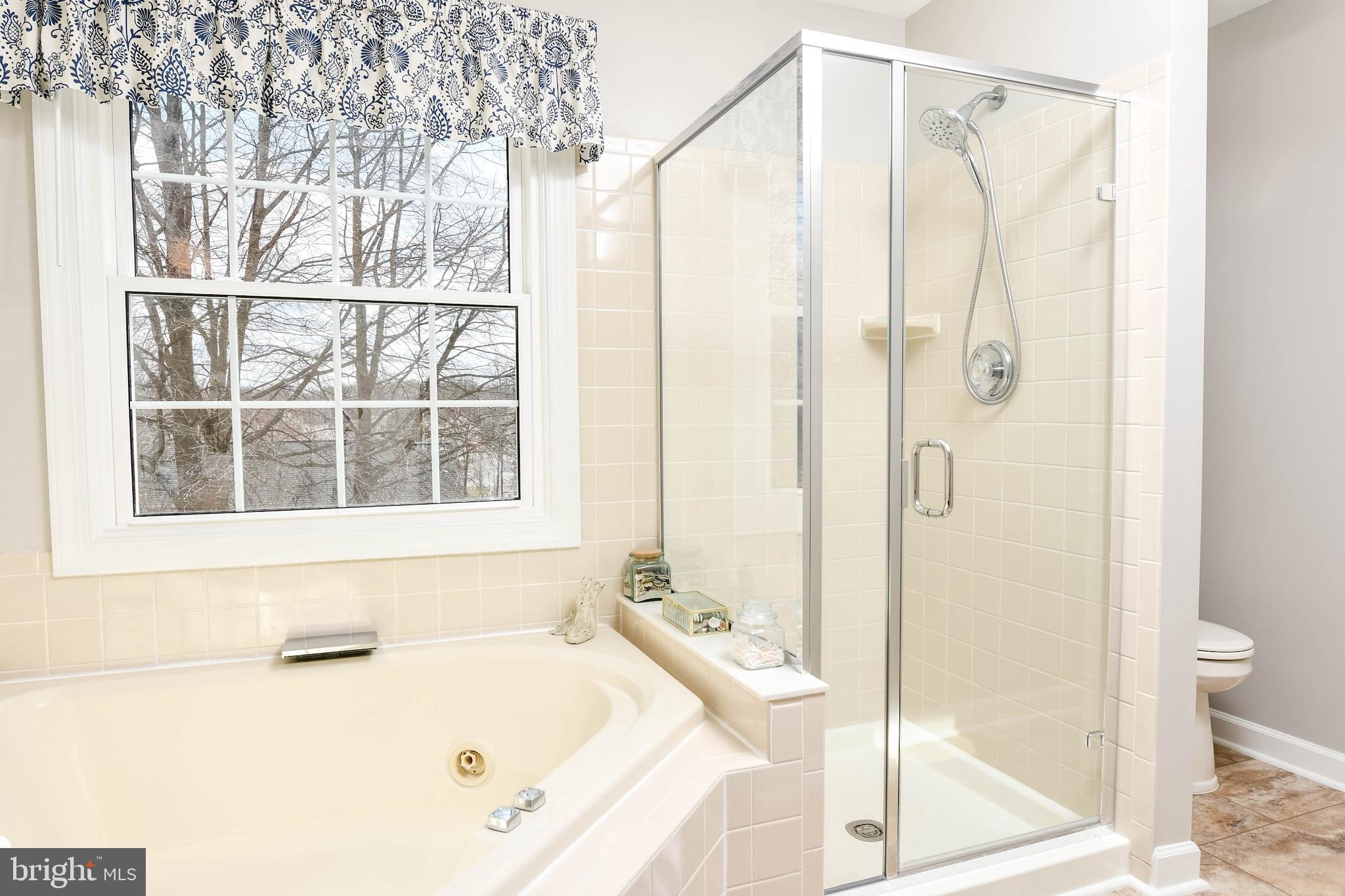 POTOMAC LAKES - Residential