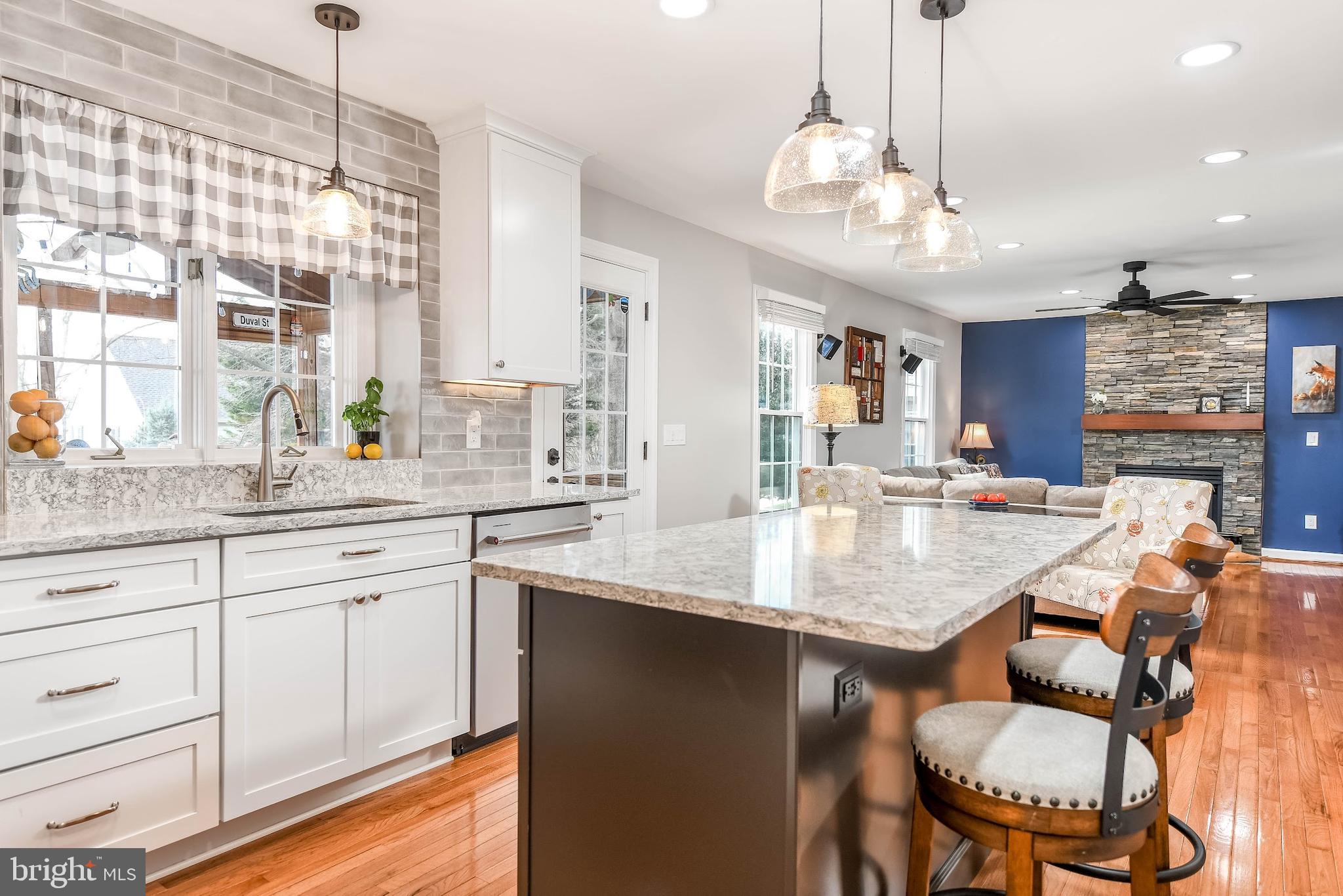 POTOMAC LAKES - Residential