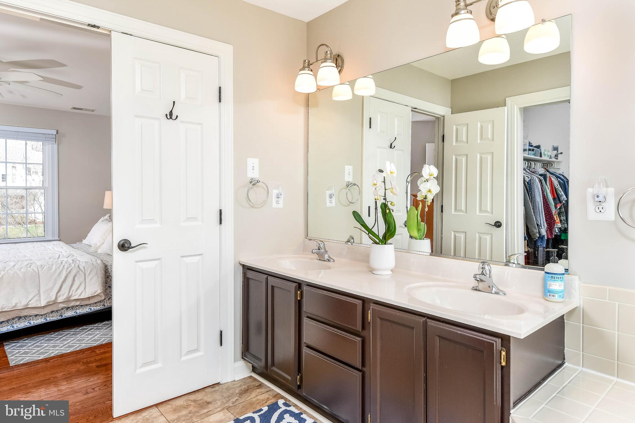 POTOMAC LAKES - Residential