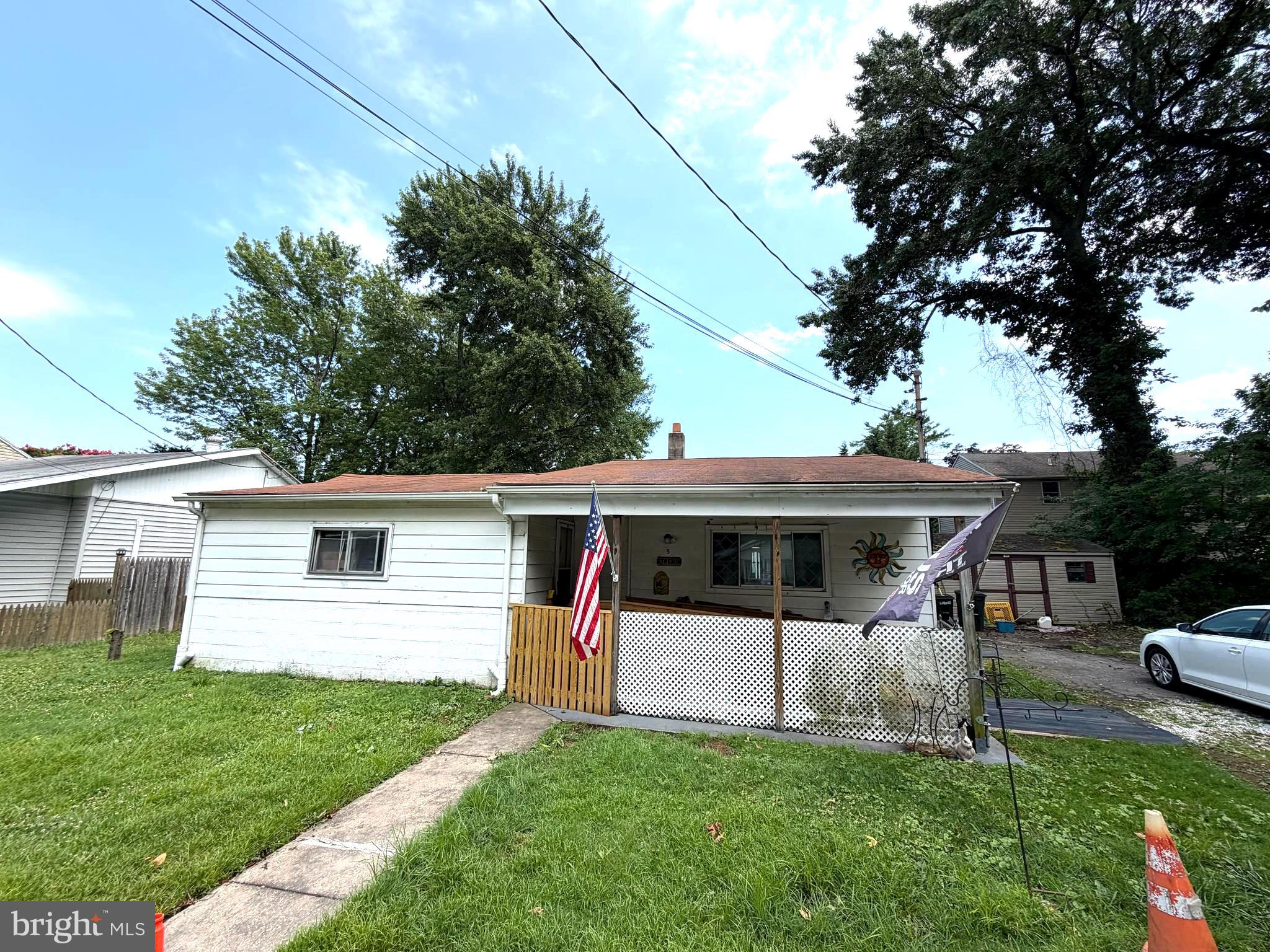 5 STREBOR ROAD