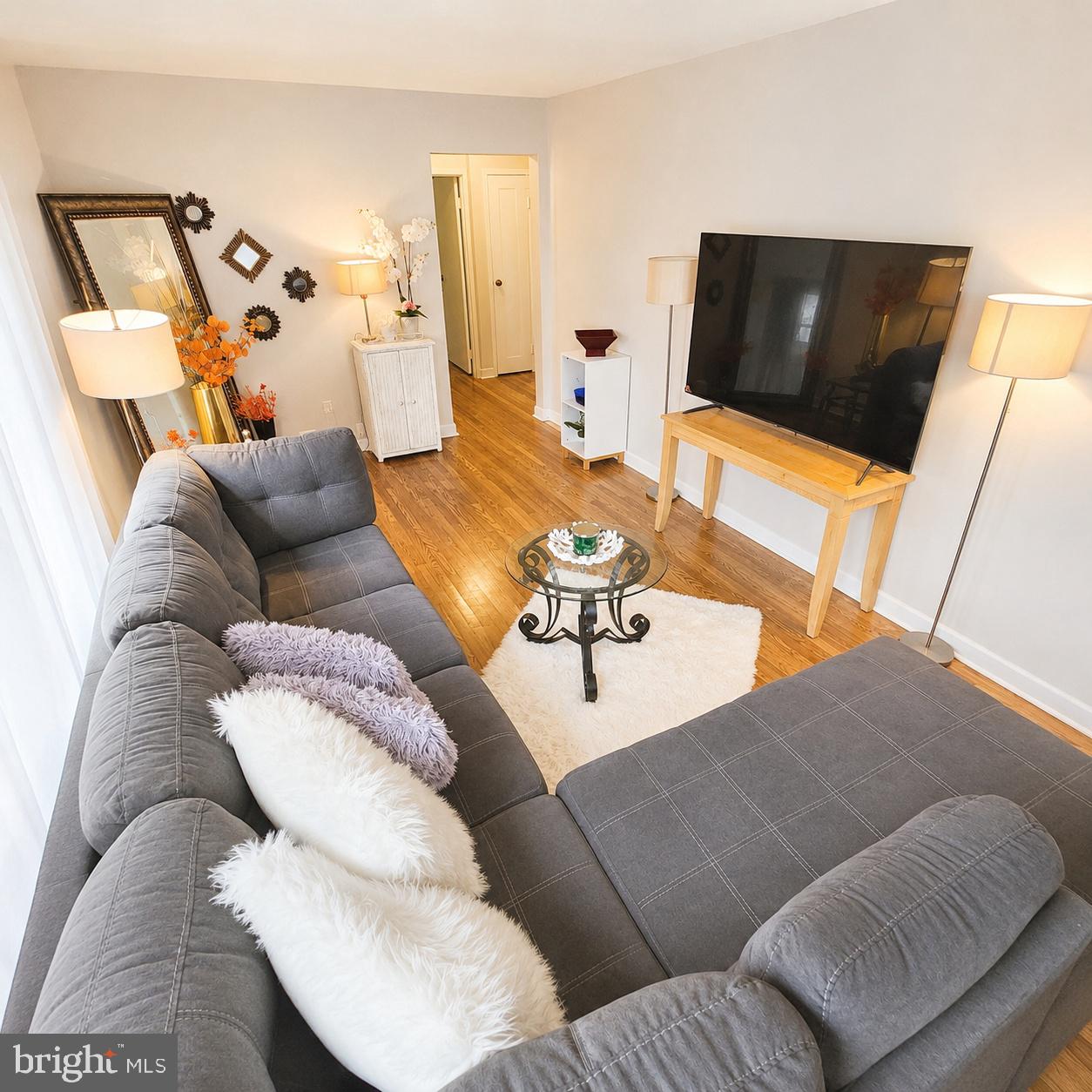 48 JOHN COLLINS CIRCLE