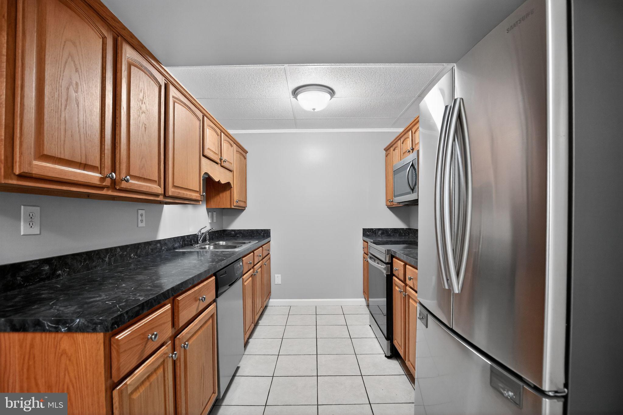 BRETON BAY ESTATES - Residential