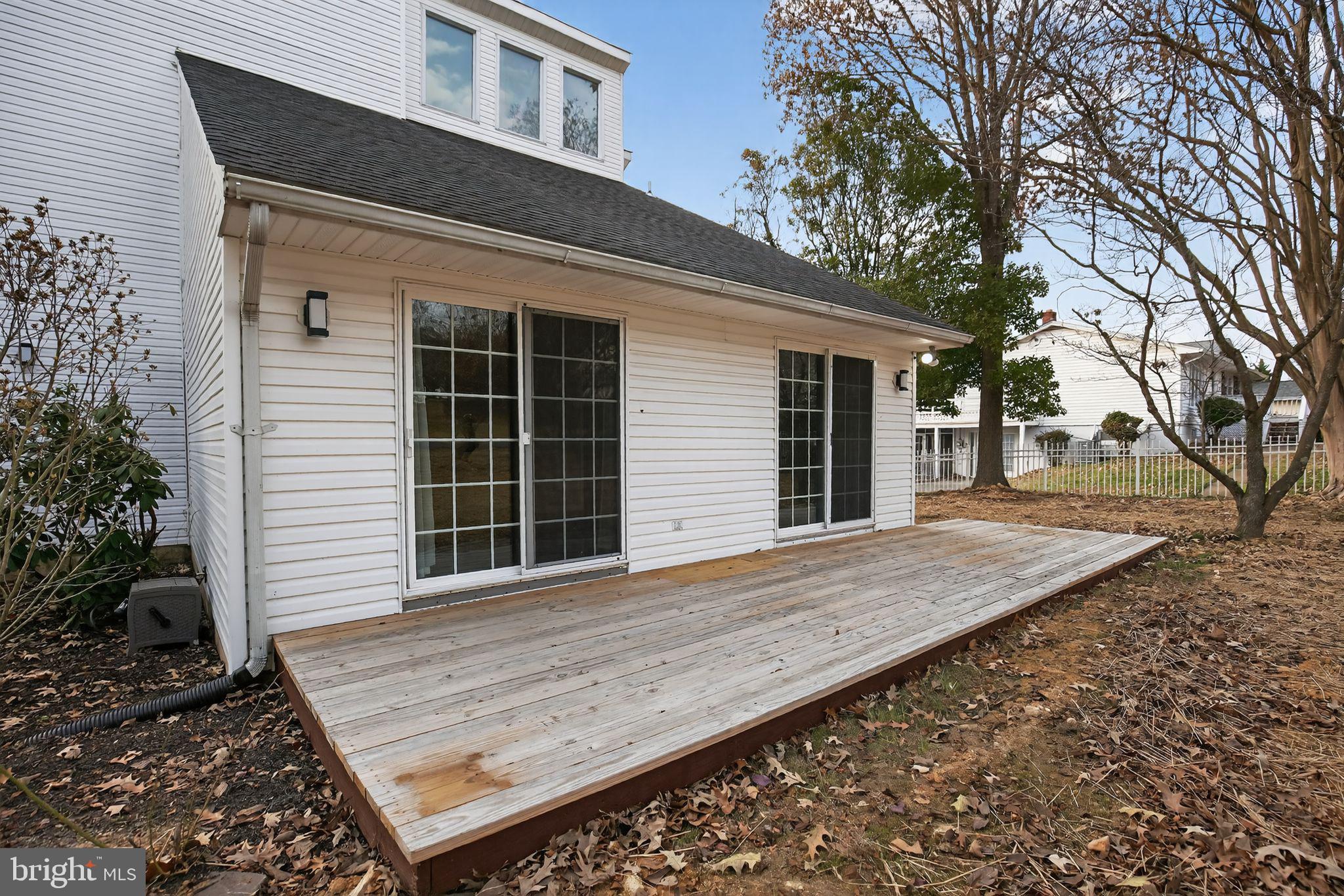 BRETON BAY ESTATES - Residential