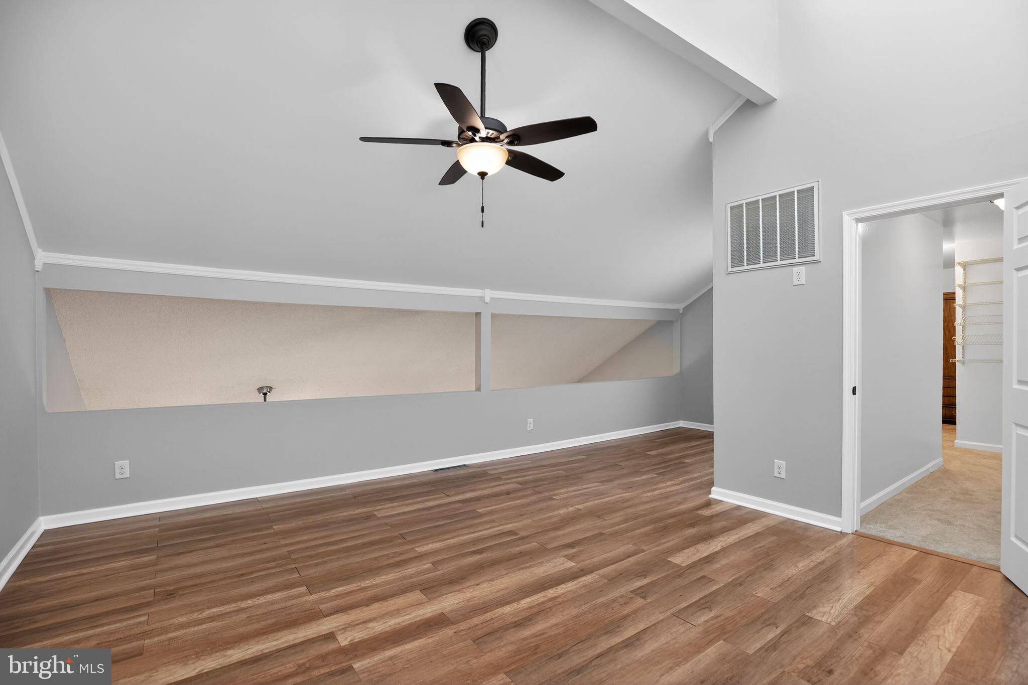 BRETON BAY ESTATES - Residential