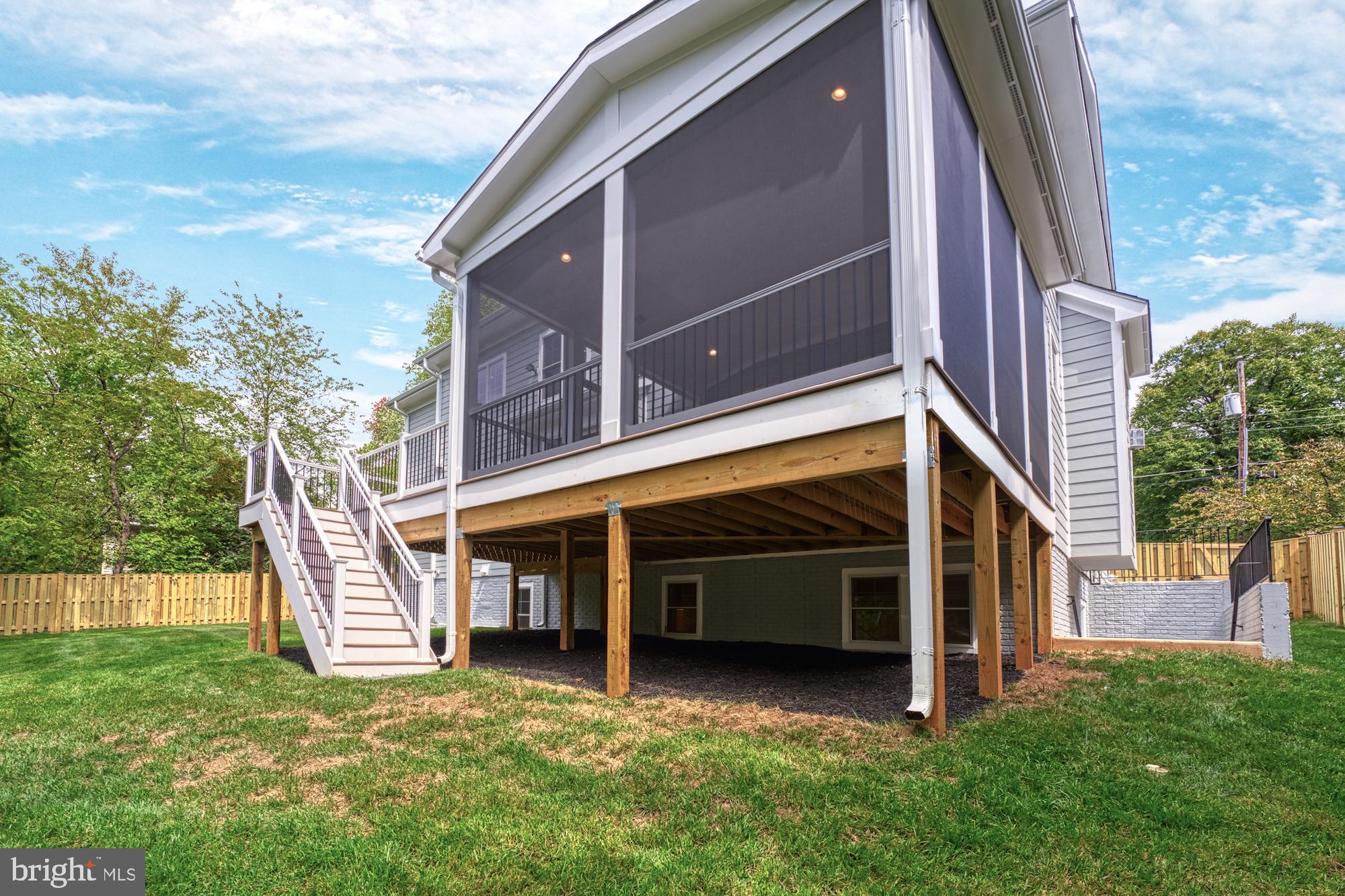 DEVON PARK - Residential