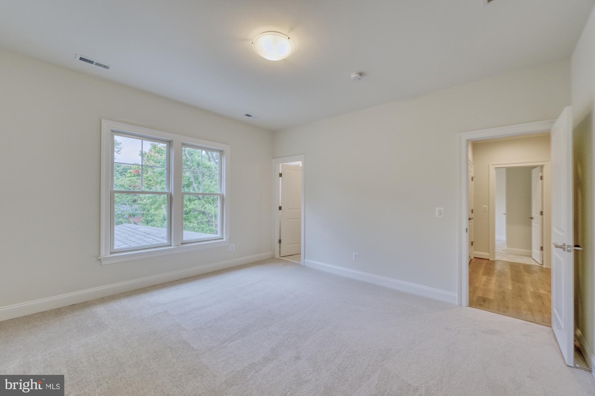 DEVON PARK - Residential