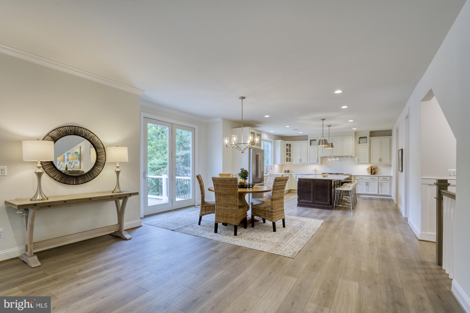 DEVON PARK - Residential