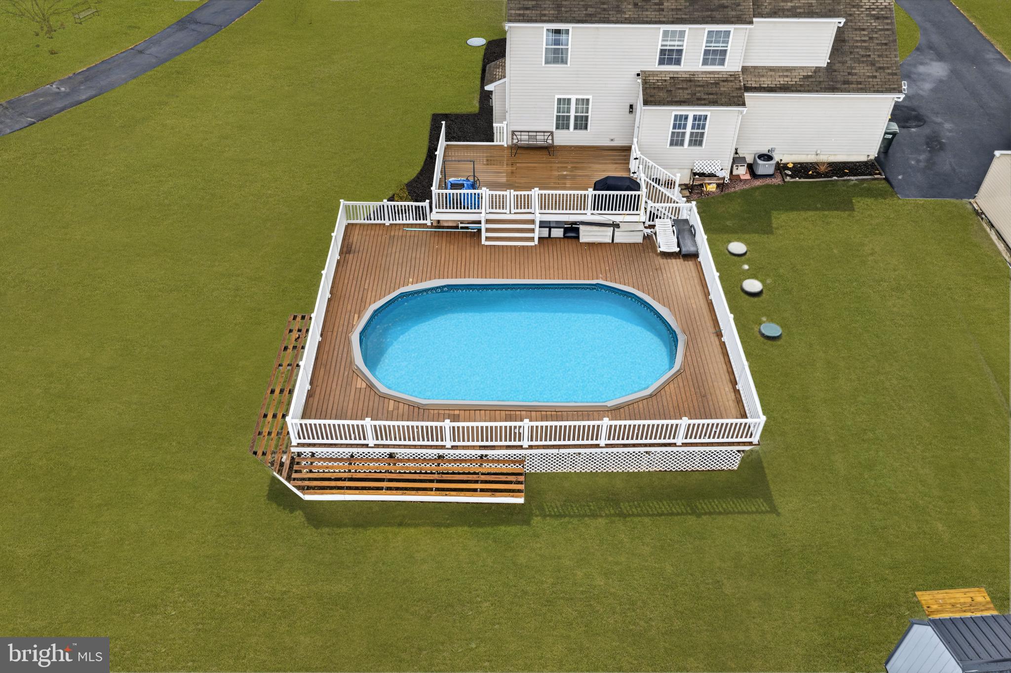 TWEED CROSSING - Residential