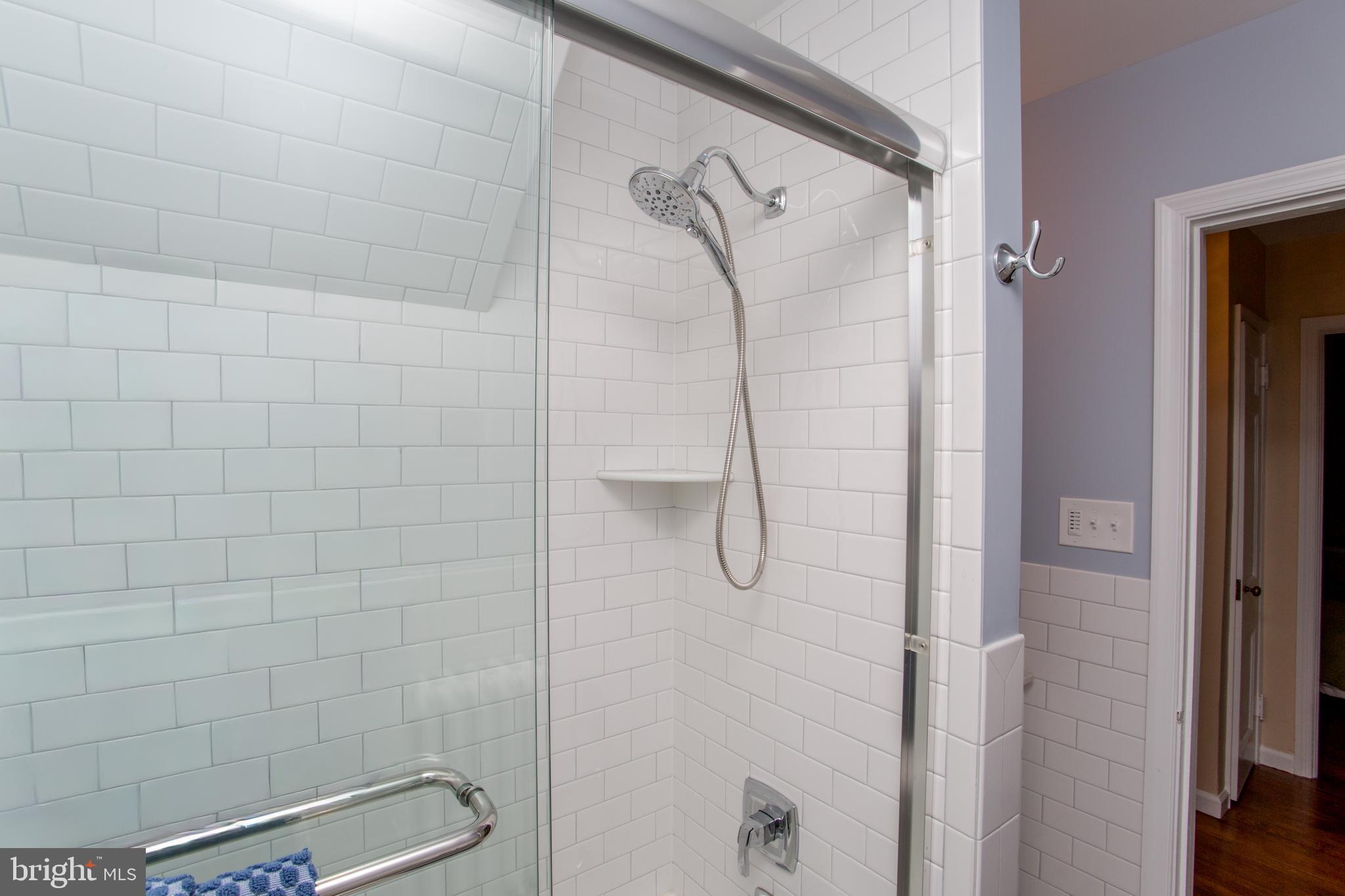 ELKINS PARK - Residential