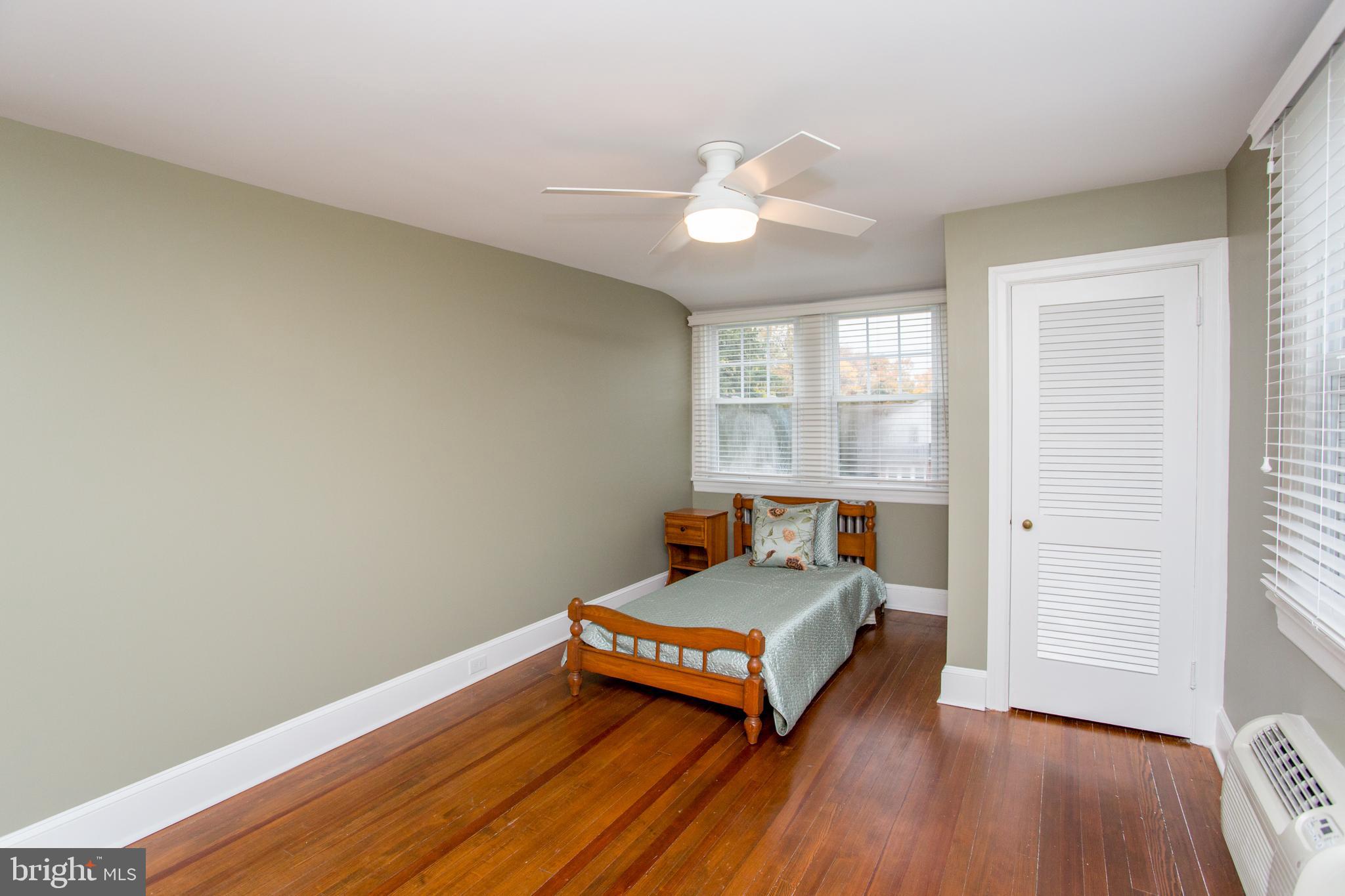 ELKINS PARK - Residential